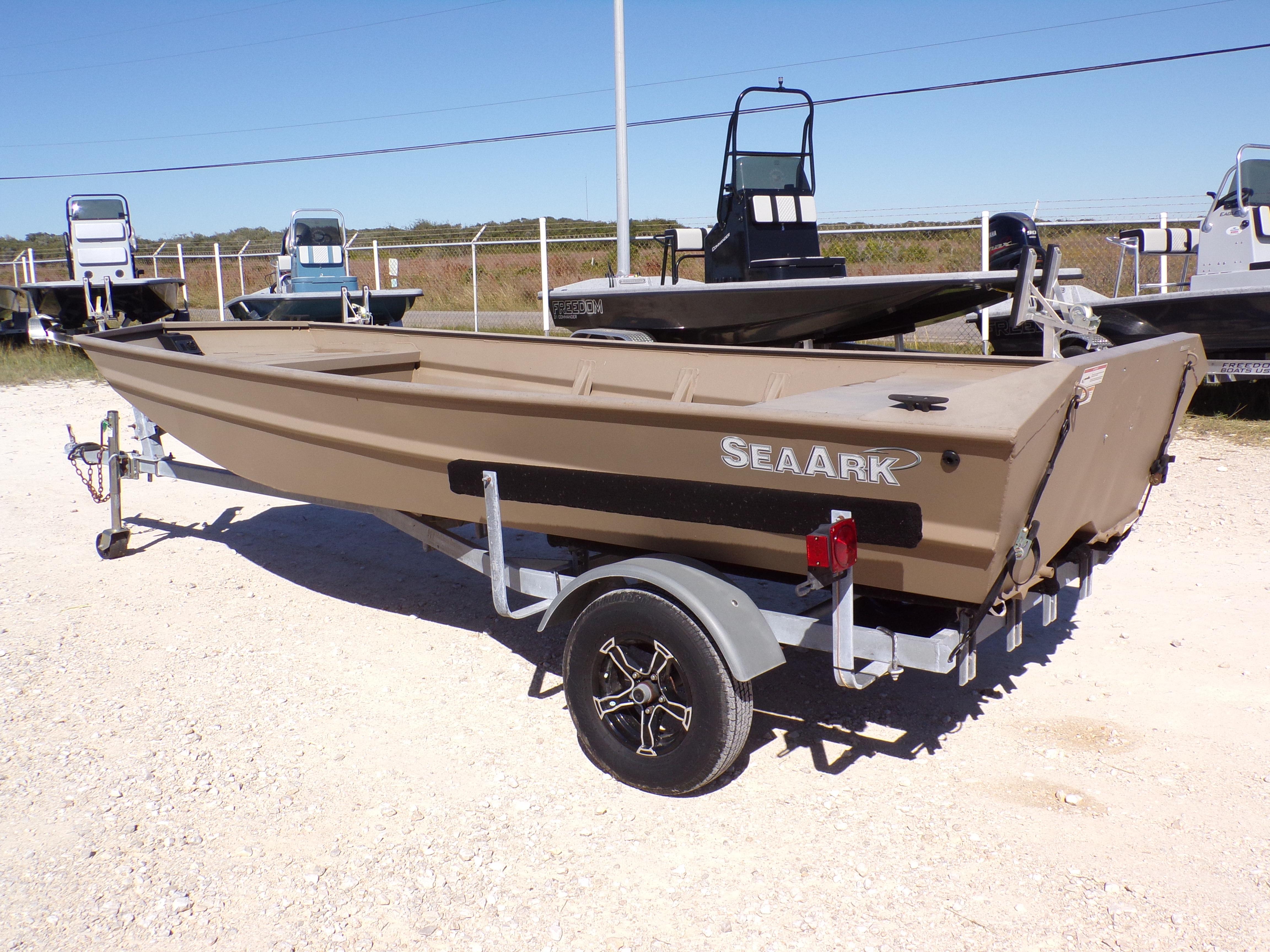 2023 SeaArk 1652 MVT - 11