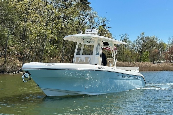 2021 Century 2900 Center Console