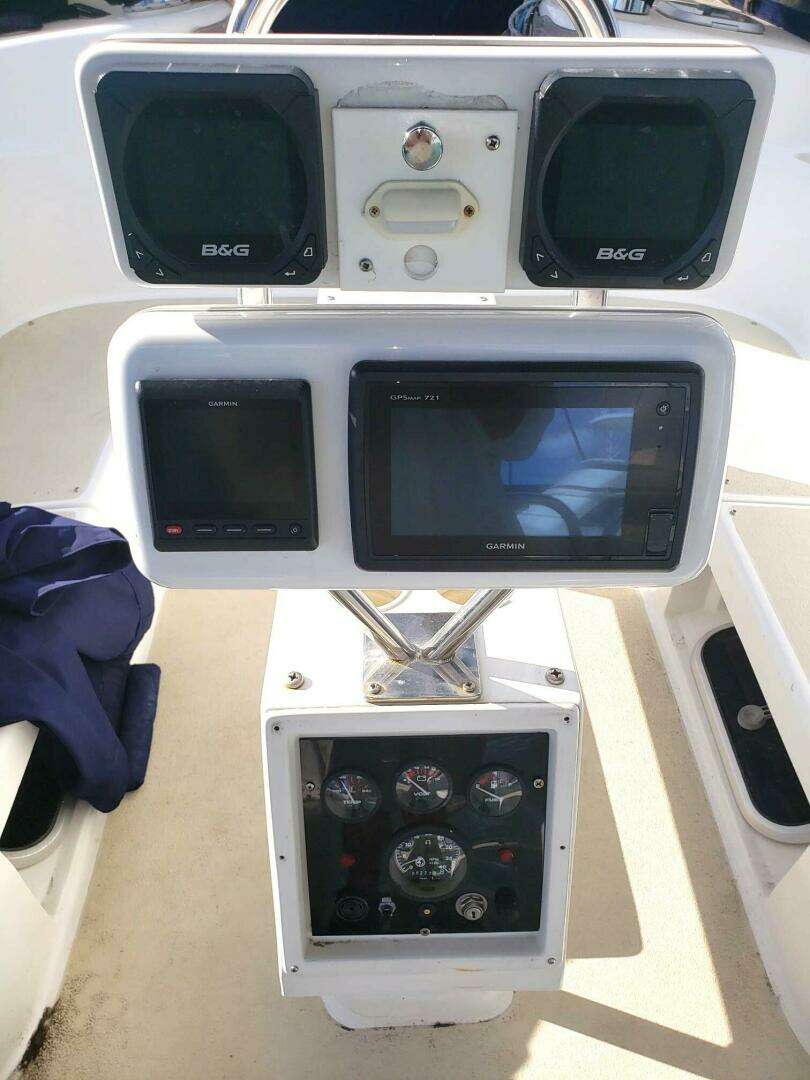 1996 Catalina 400 - Image 8