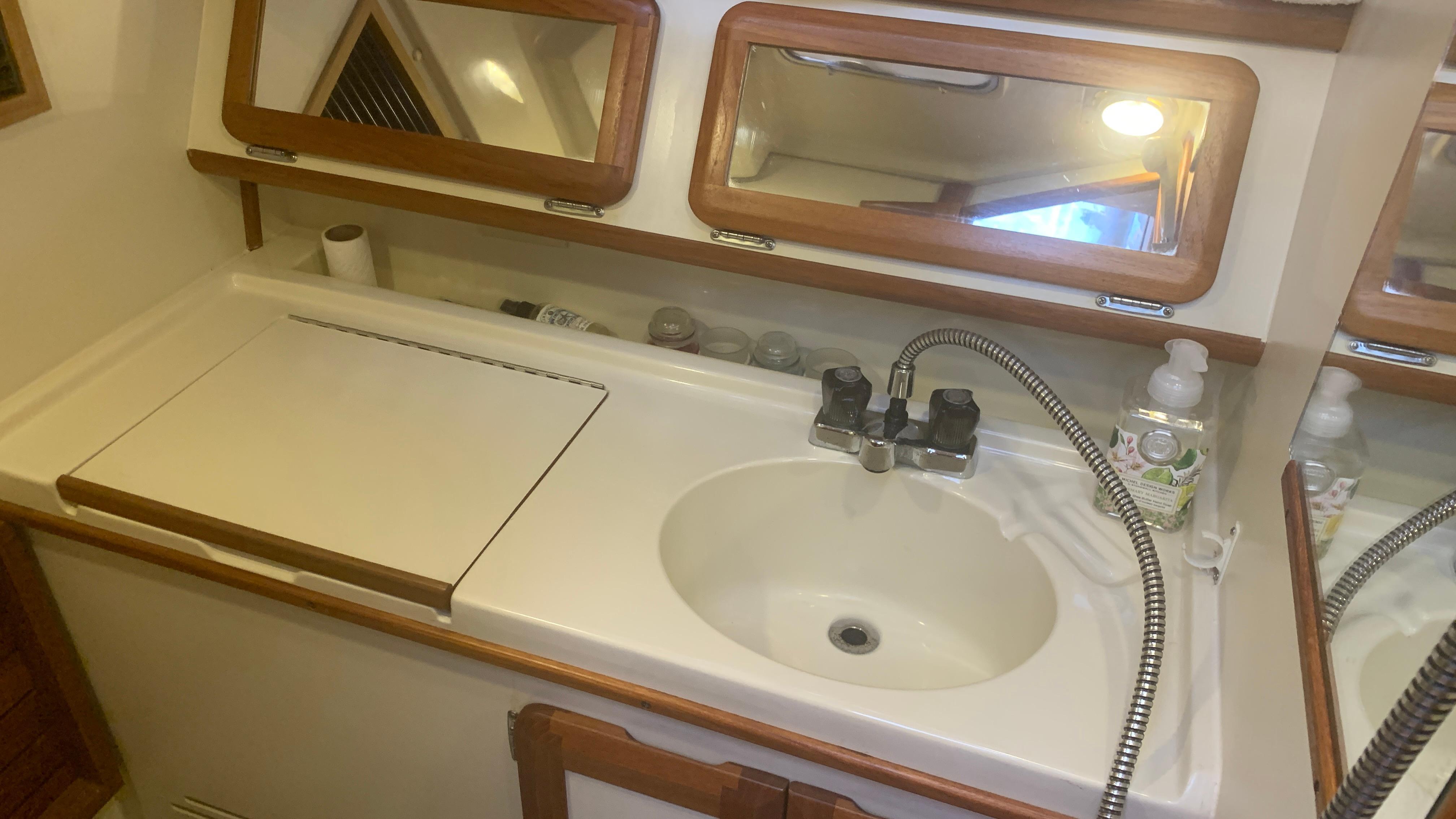 1991 Hunter 30 - 14