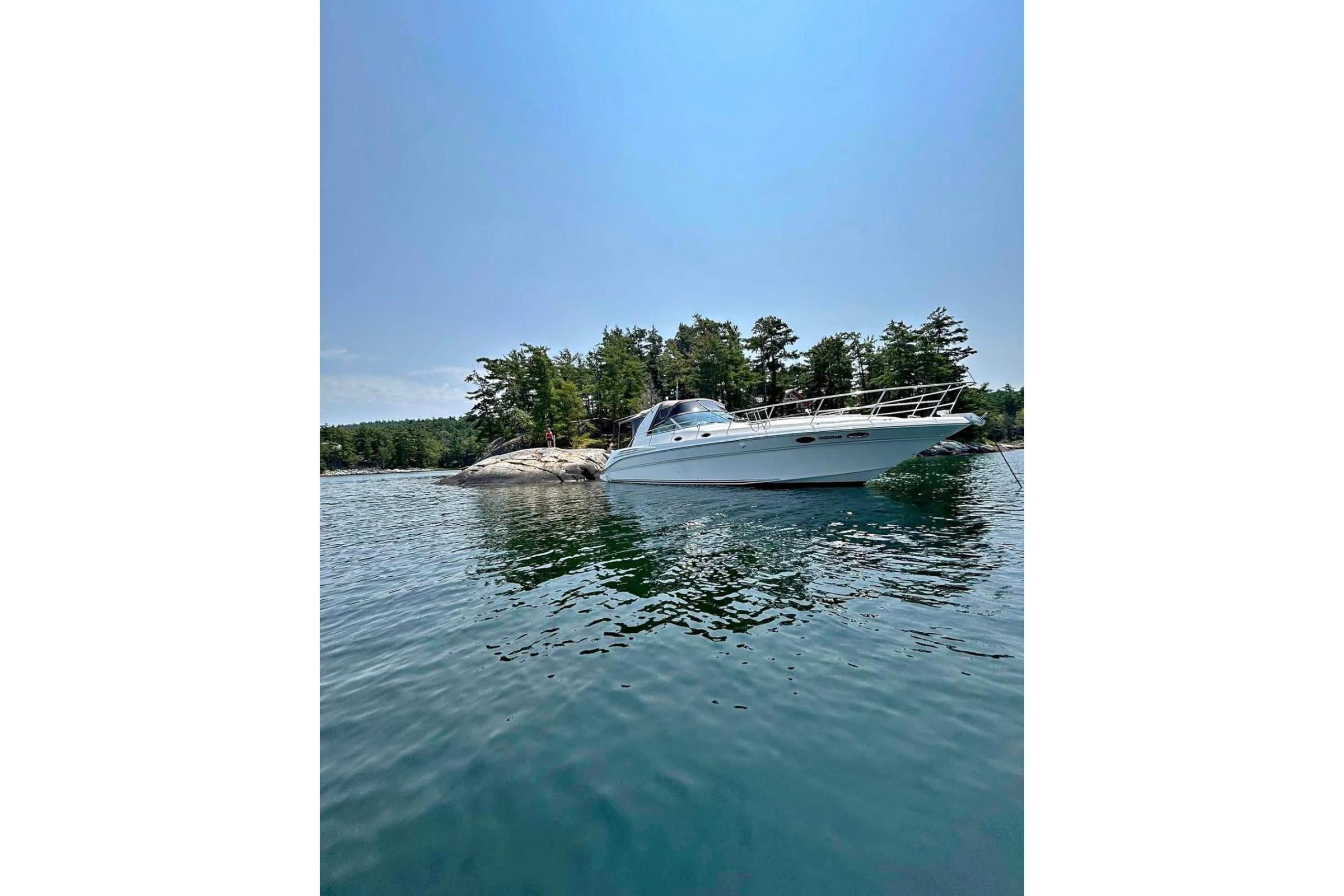 1999 Sea Ray Sundancer 400