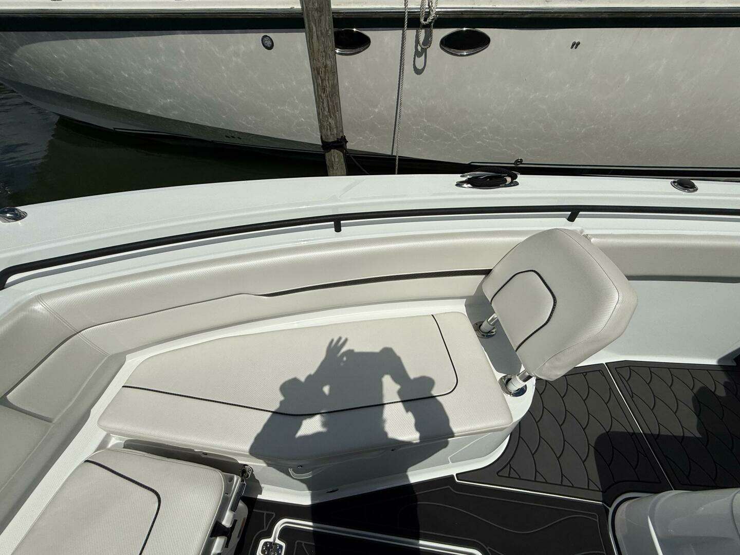 2022 Wellcraft 352 Fisherman - Image 17