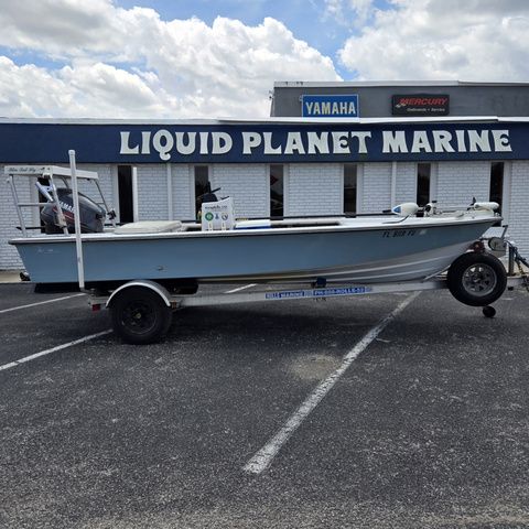 1987 Maverick 18 Master Angler