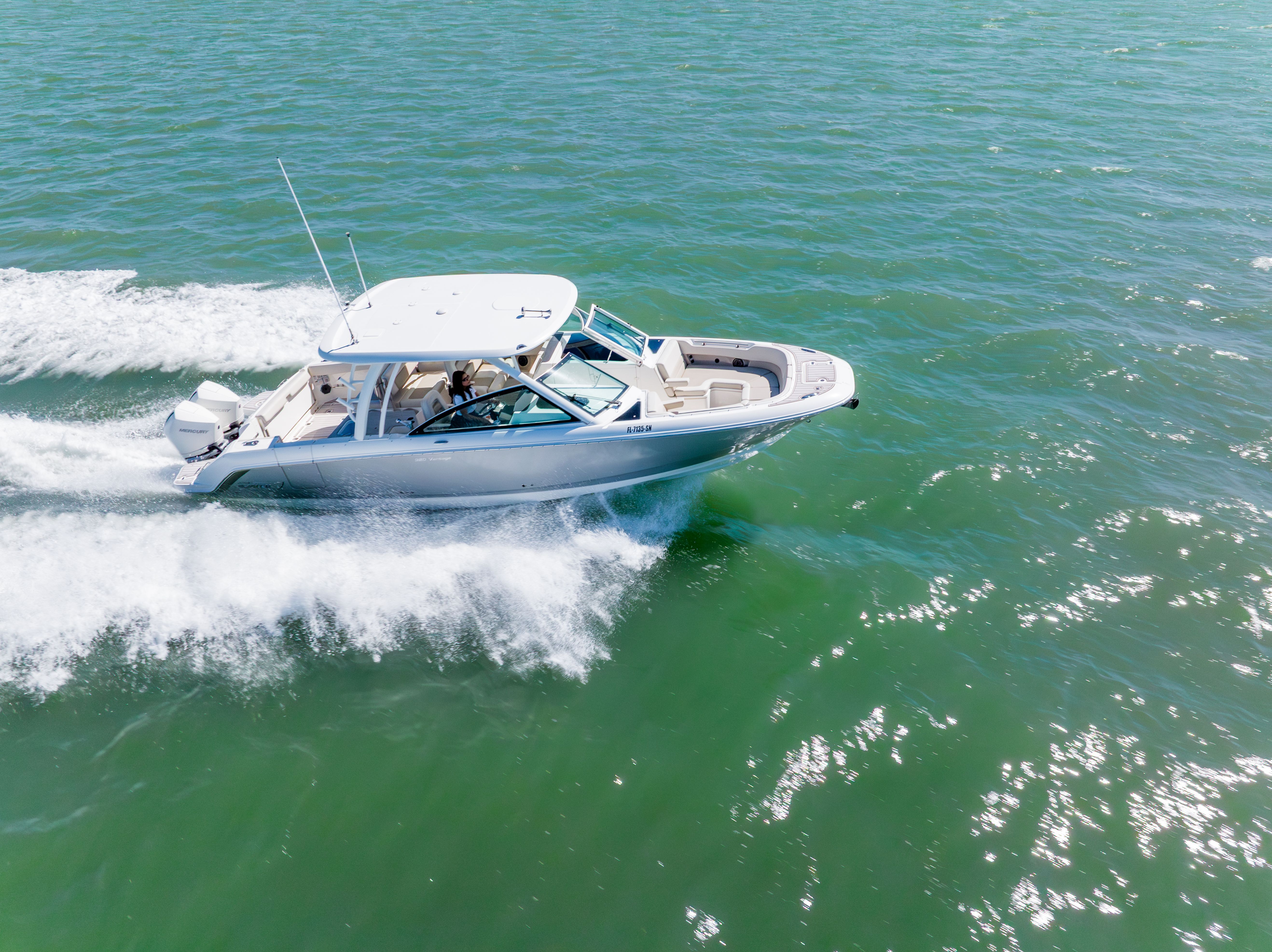 2020 Boston Whaler 320 Vantage - 11