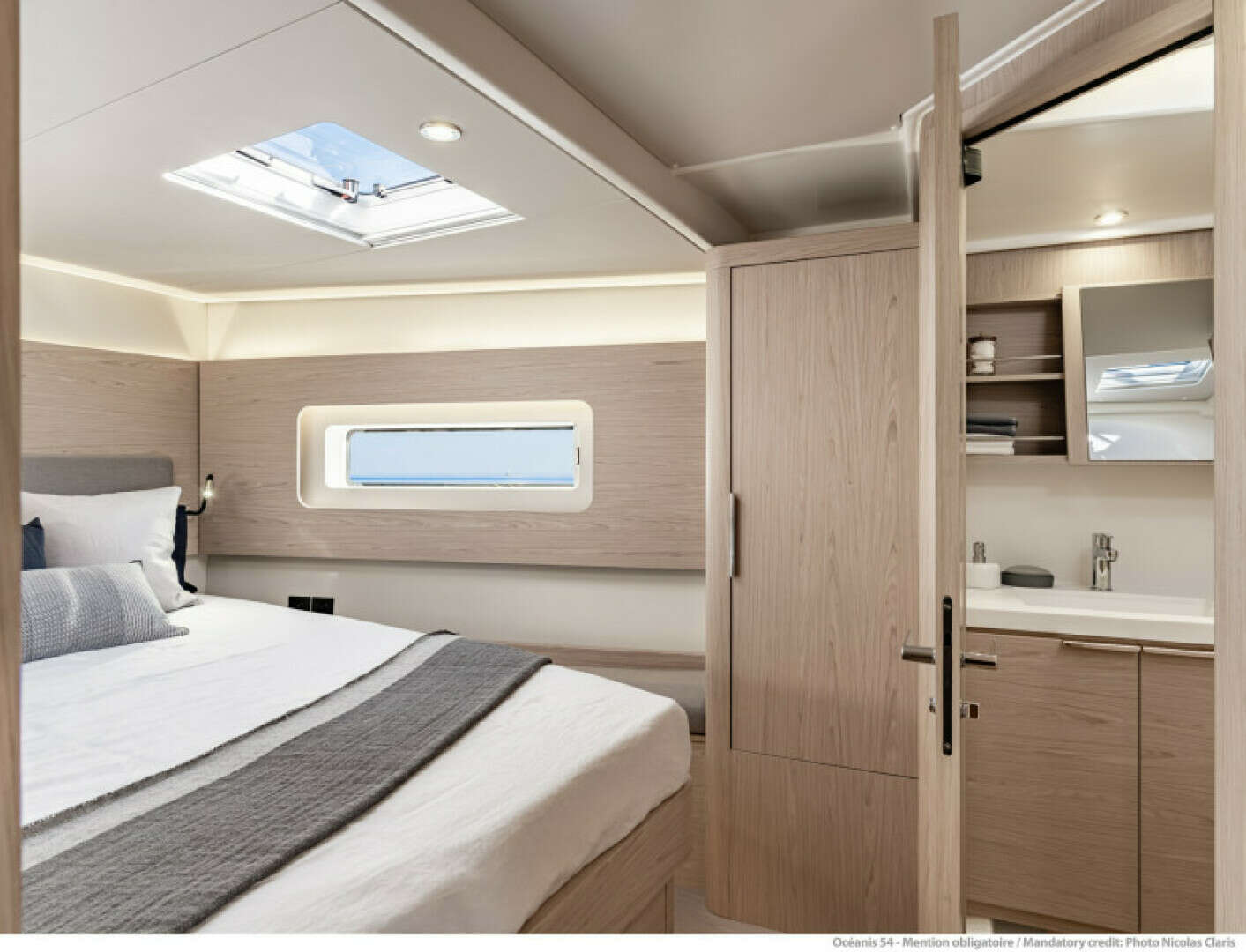 2026 Beneteau OCEANIS YACHT 54 - Image 20
