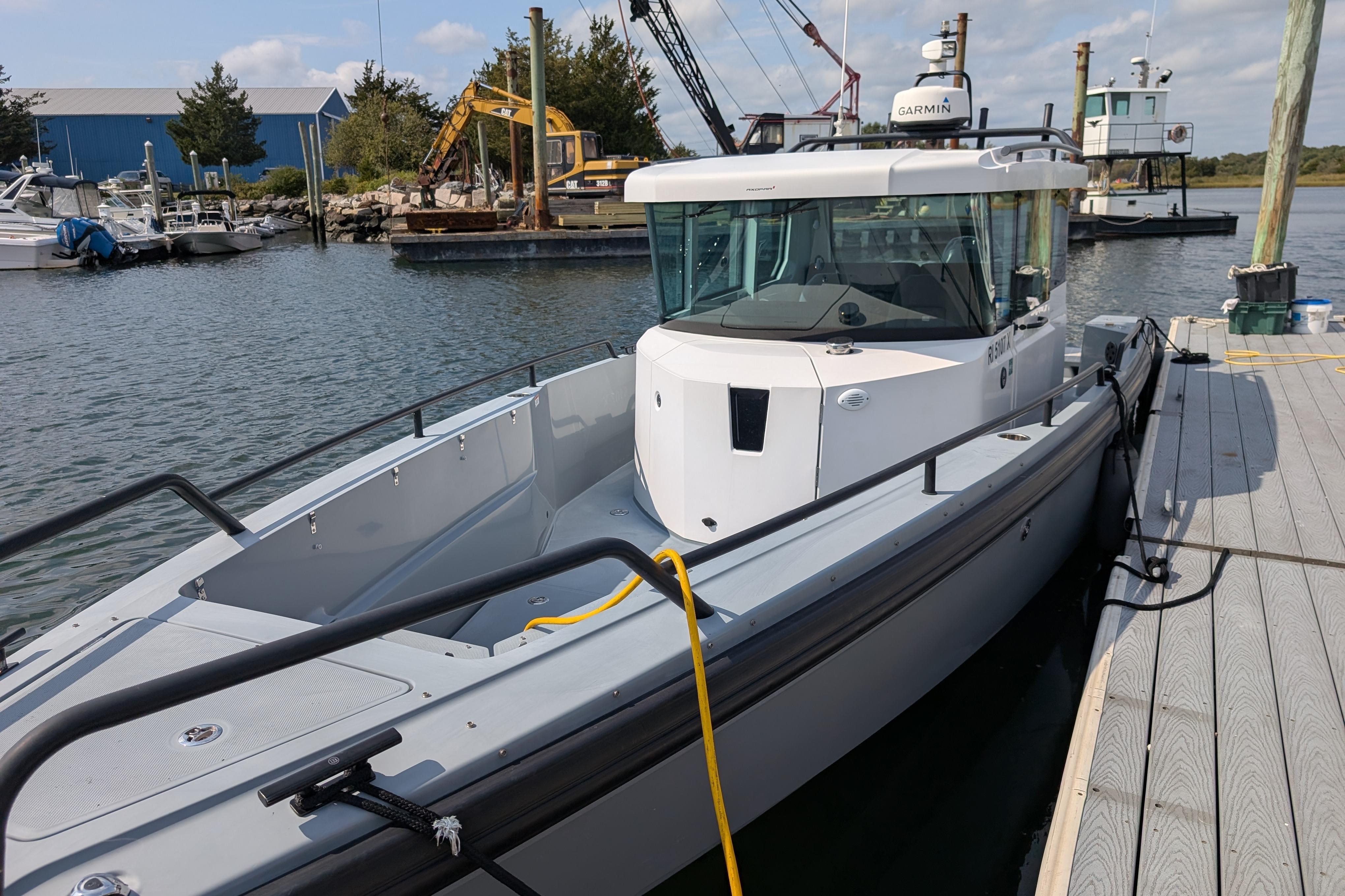 2019 Axopar 28 Cabin