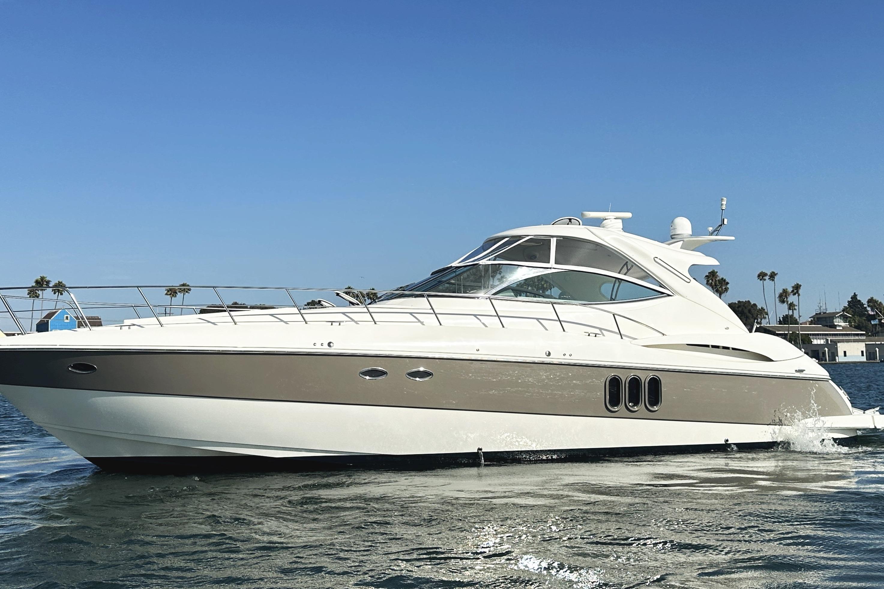 2007 Cruisers Yachts 520 Express