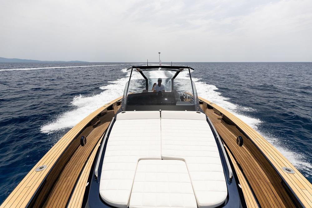 2021 Pardo Yachts 43 cruising on open sea, showcasing sleek design and luxury.