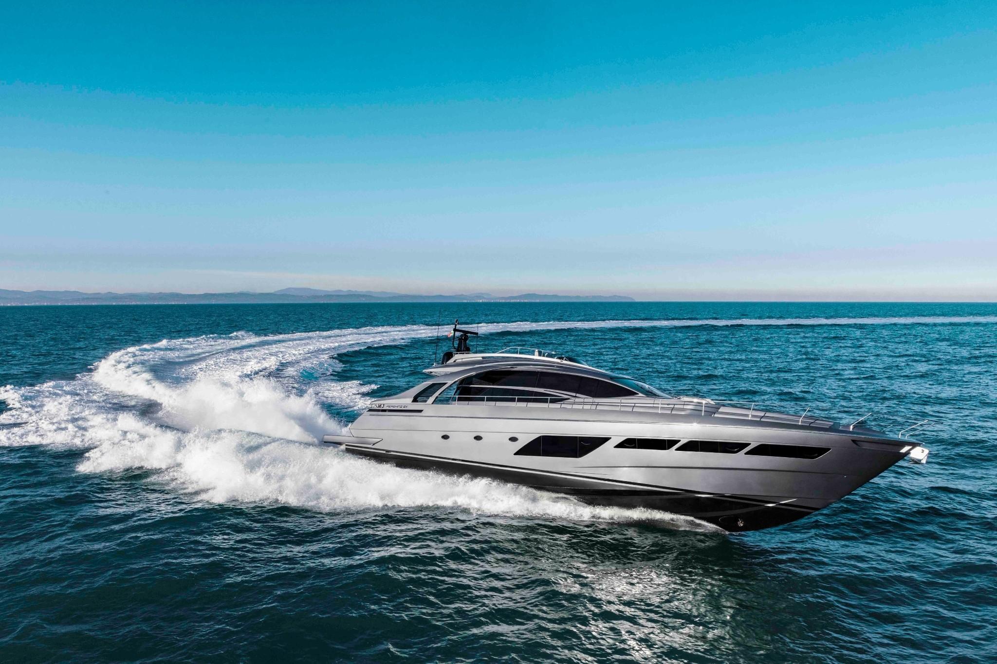 2019 Pershing 8X