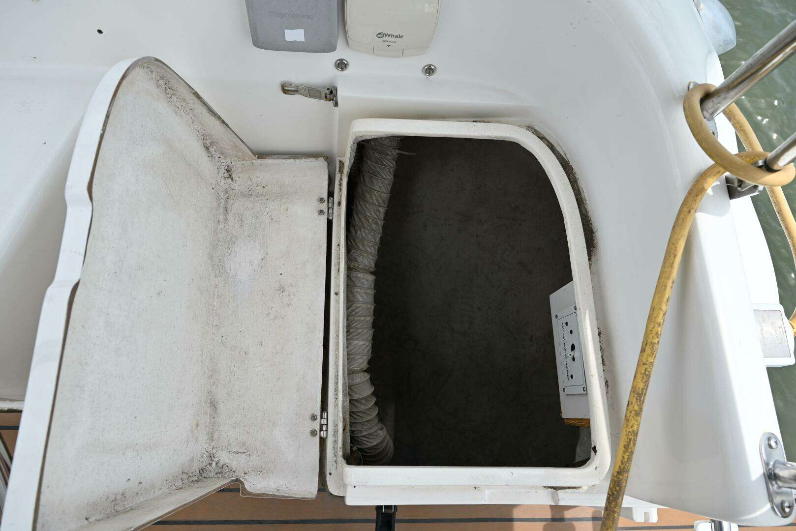 2002 Catalina 36 MKII - Image 26