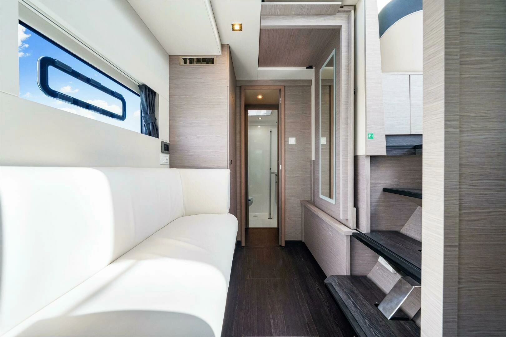 2021 Fountaine Pajot MY4.S - Image 21