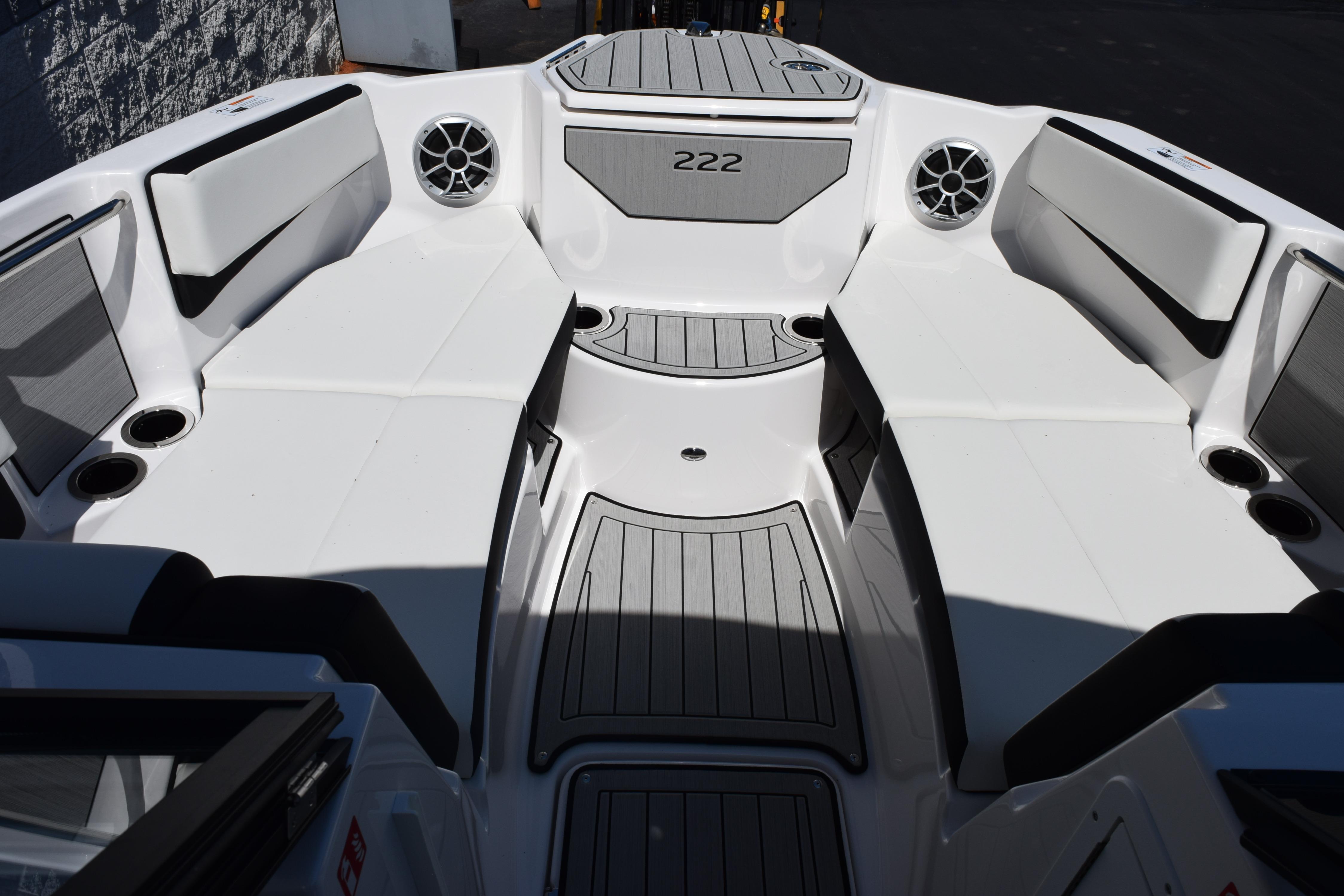 2026 Yamaha Boats 222SE interior, featuring sleek seating and modern design elements.