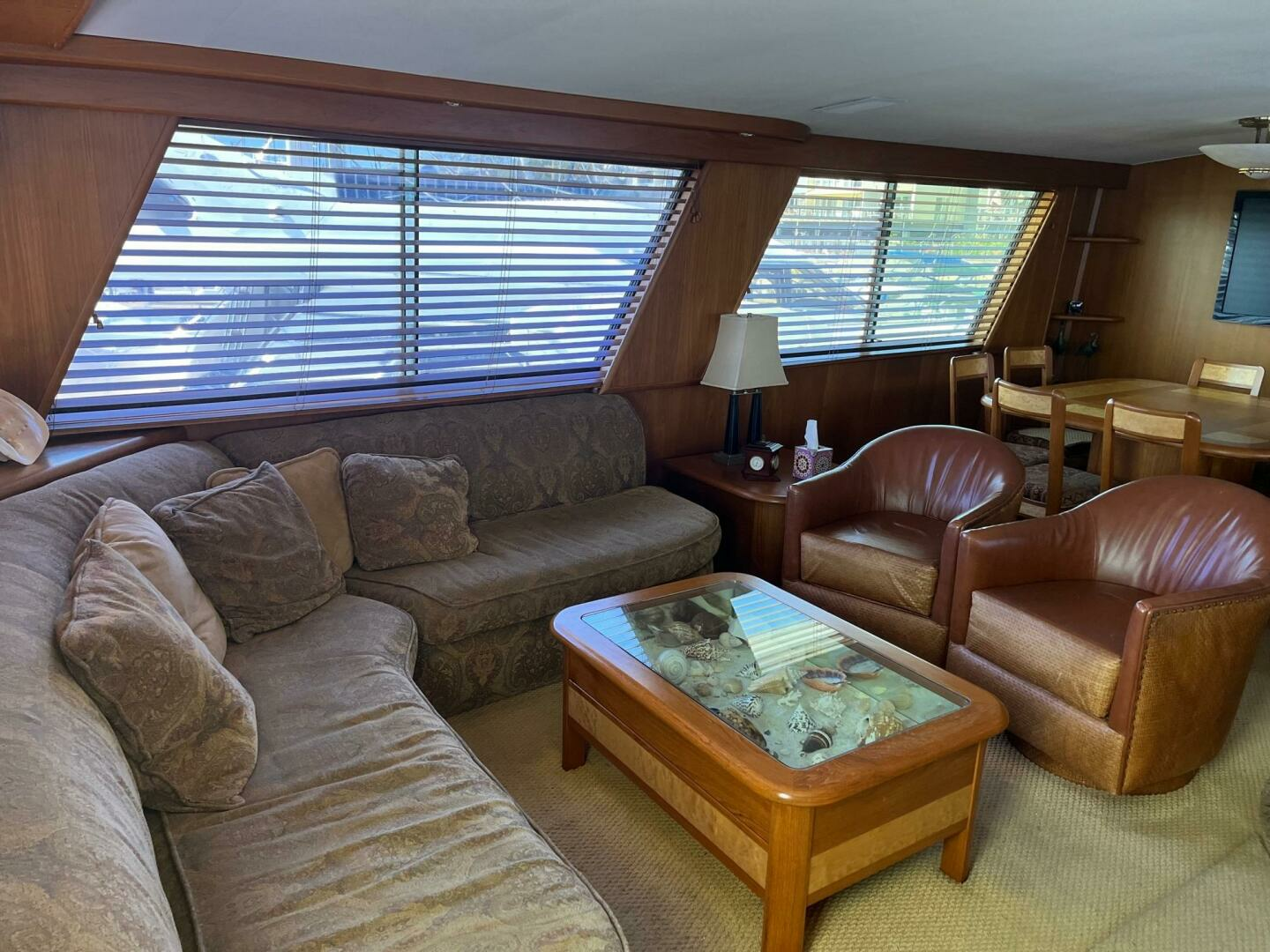 1986 Hatteras 70' Cockpit Motor Yacht - Image 35