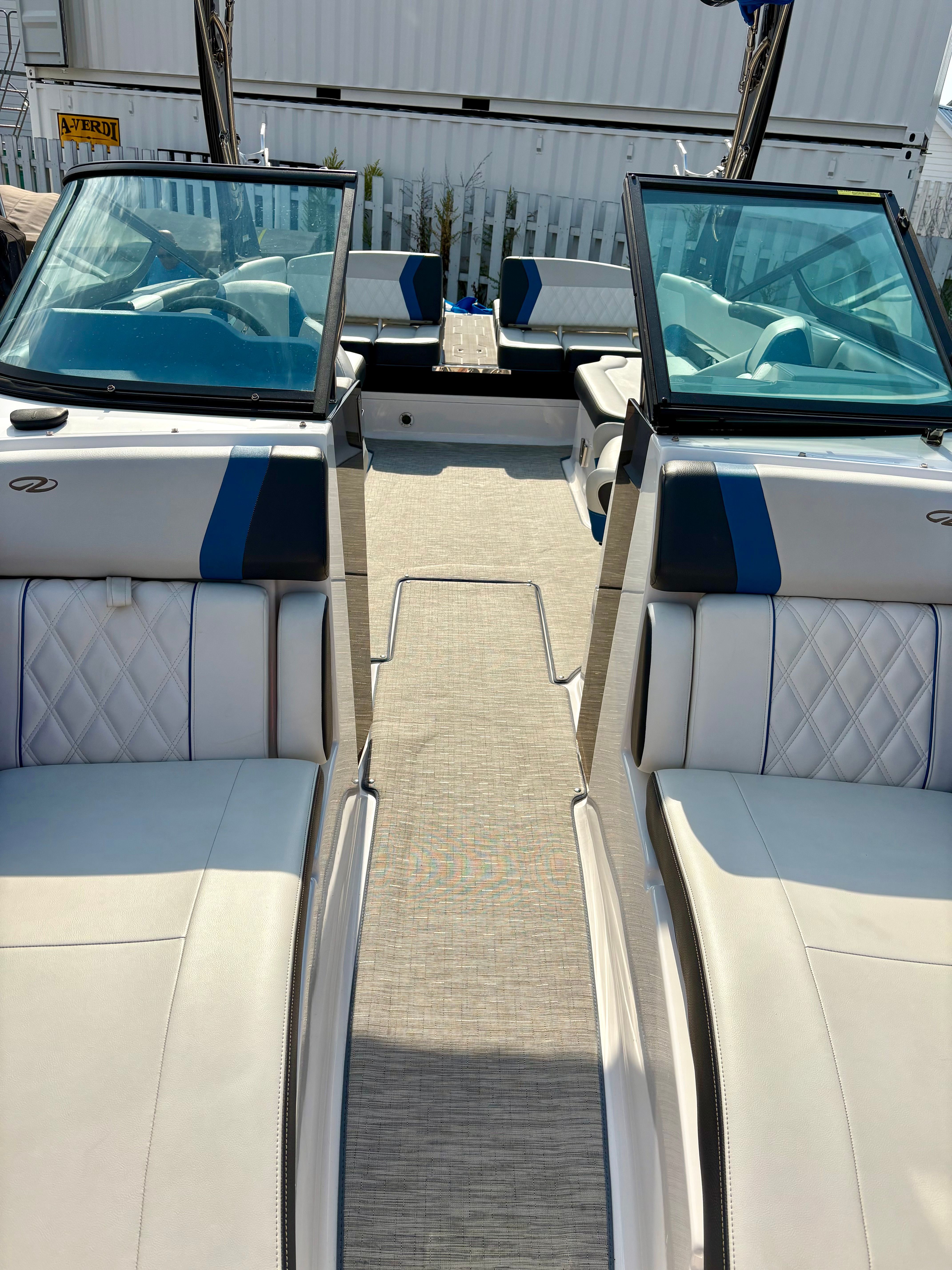 2018 Regal 25 RX Surf - 7