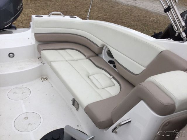 2014 Hurricane 2690 sun deck - 15