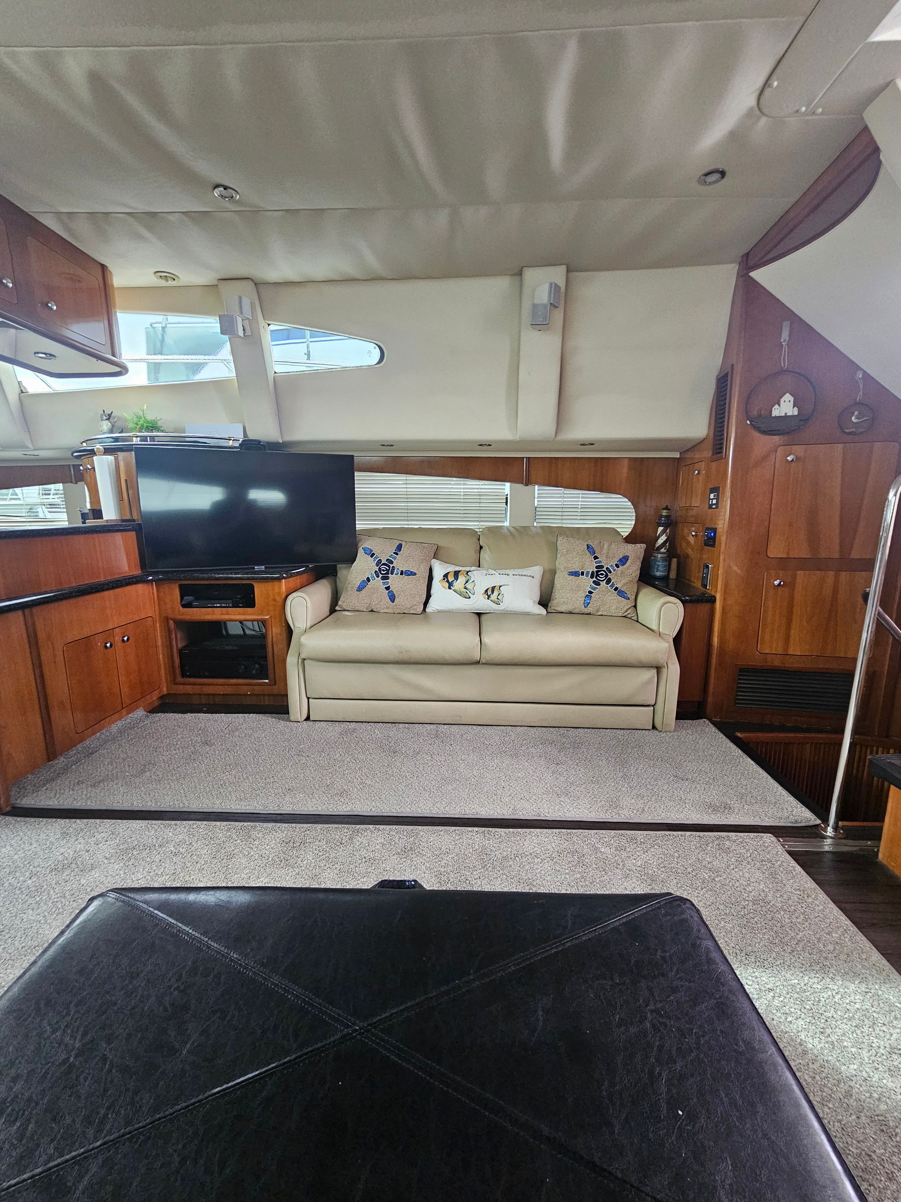 2001 Carver 564 - 36