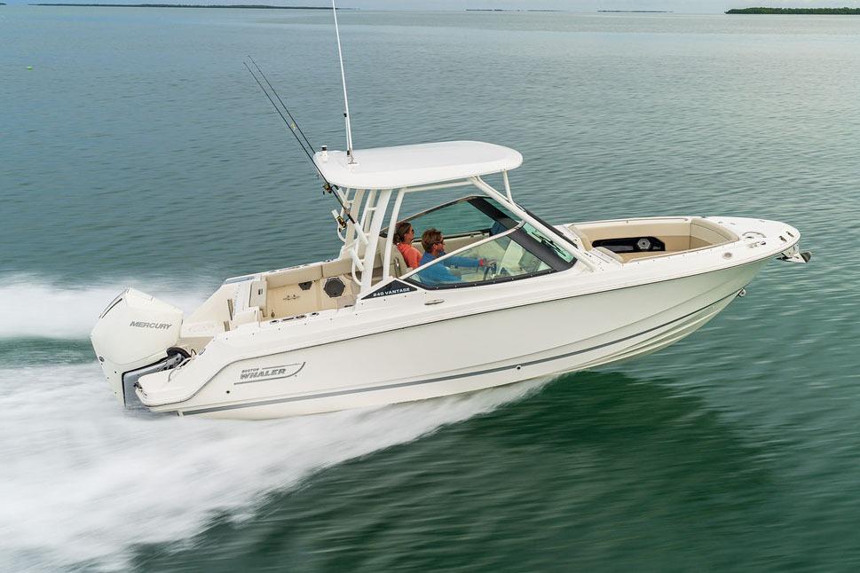2026 Boston Whaler 240 Vantage