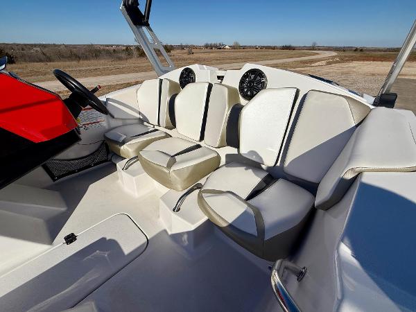 2015 Scarab 165 - 39