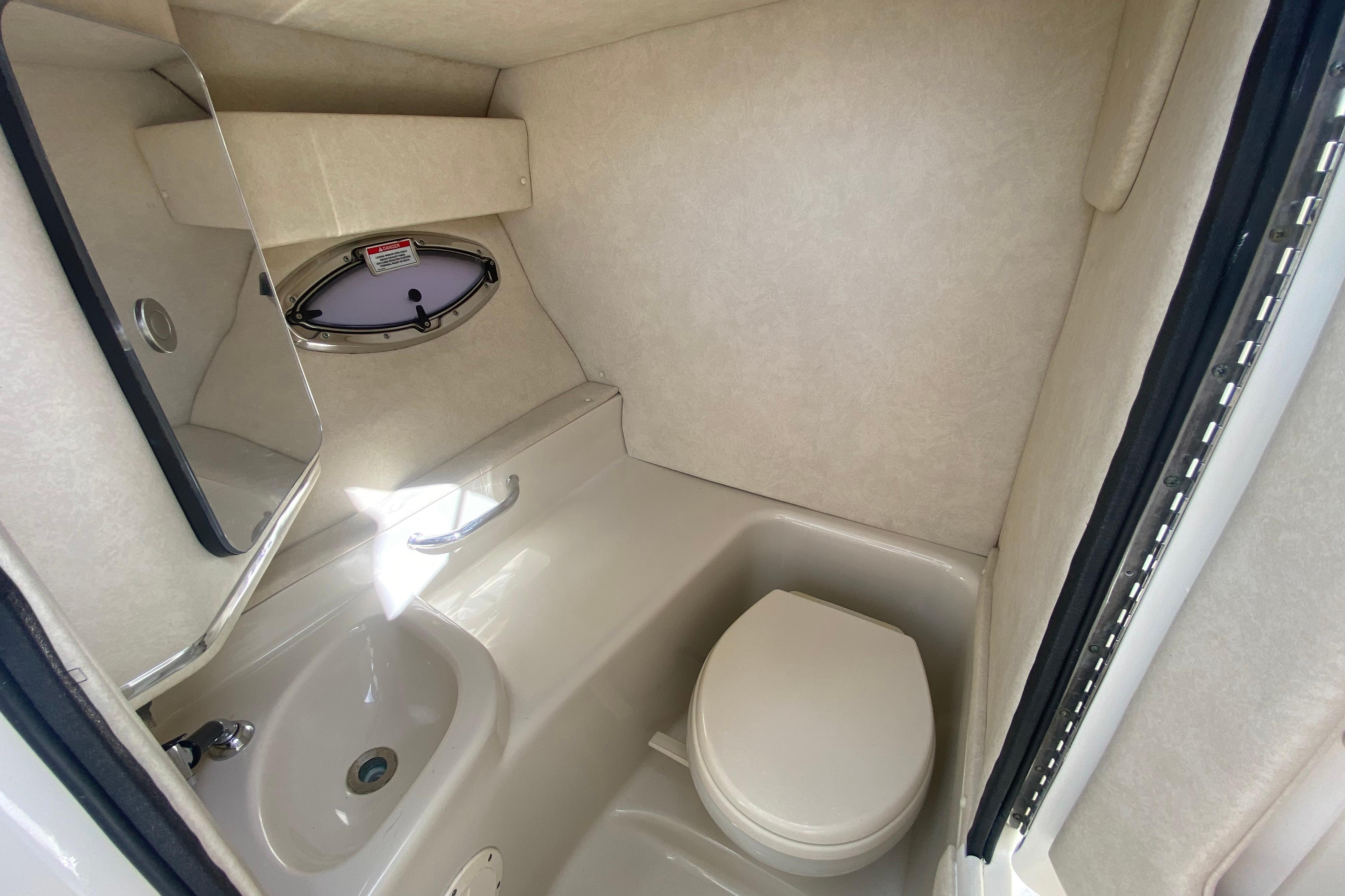 VacuFlush Head