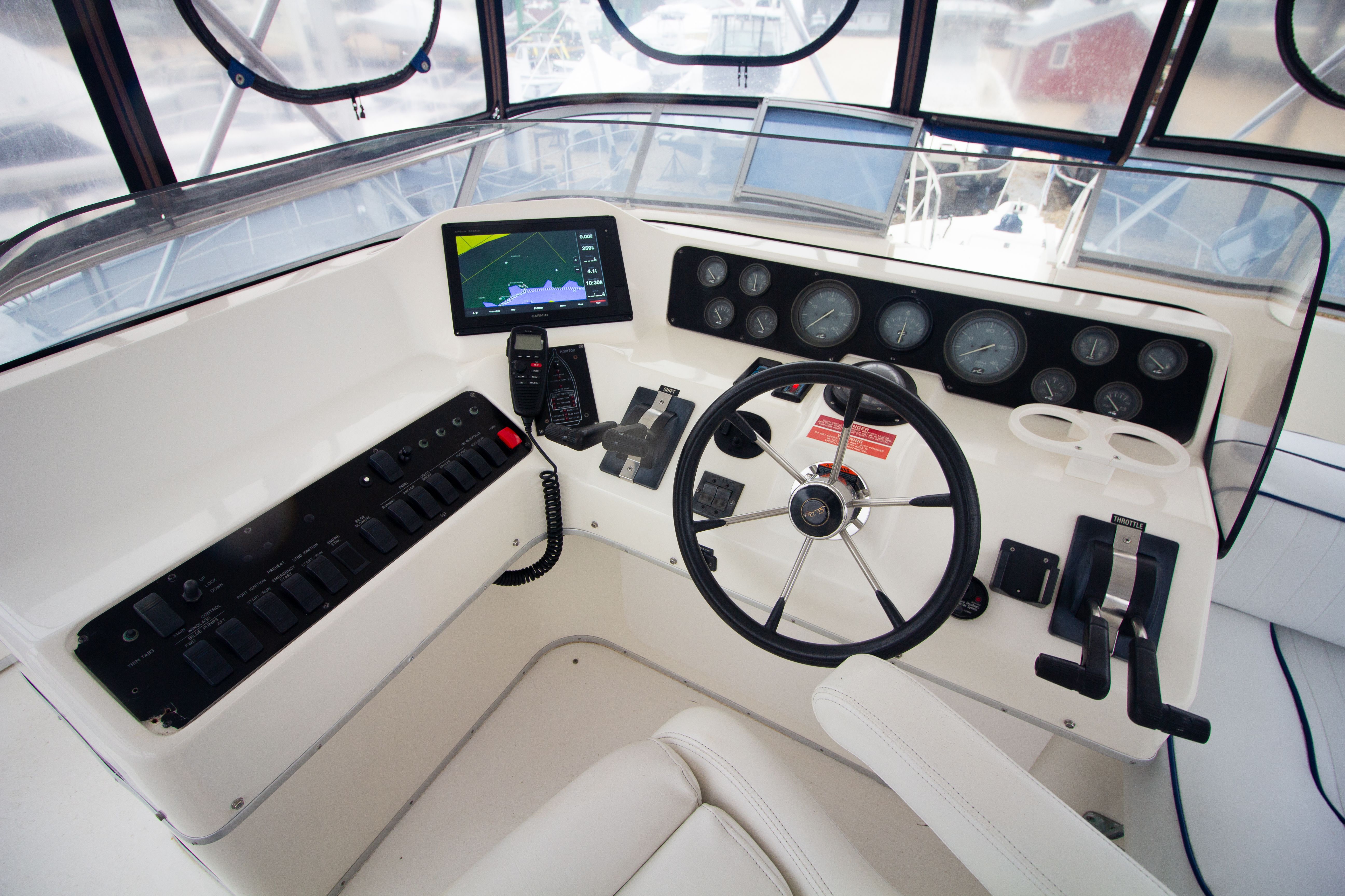 1993 Sea Ray 440 Express Bridge - 28