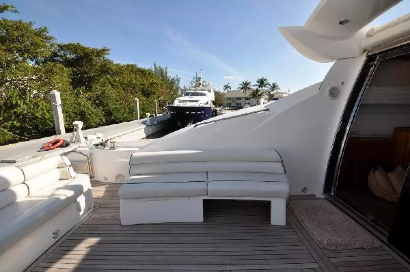 2006 Sunseeker Predator - Image 5