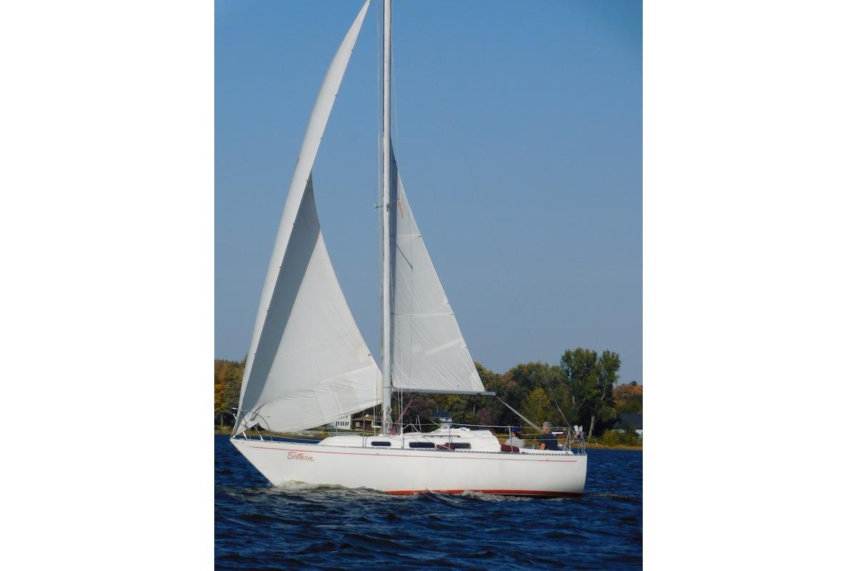 1975 Mirage 27