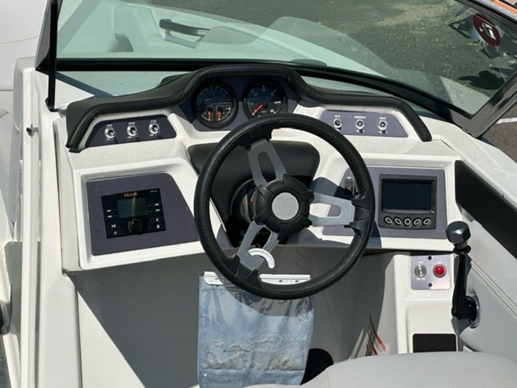 2020 MasterCraft NXT22 - 6