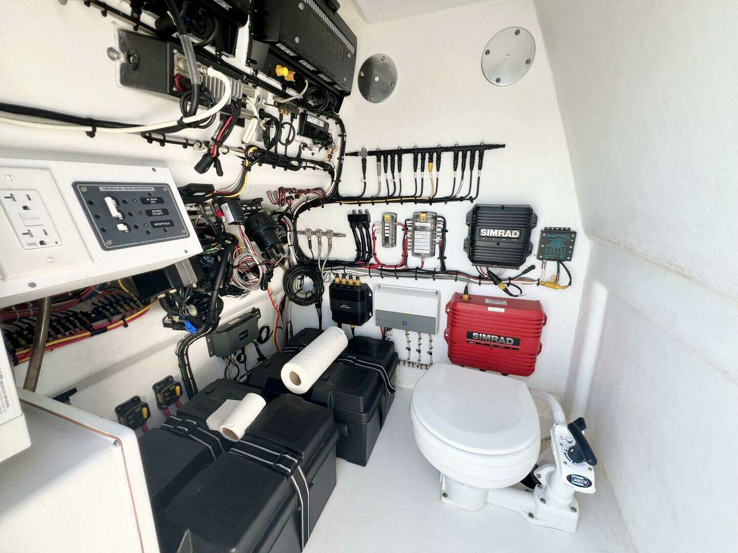 2015 Freeman 34VH - Image 25