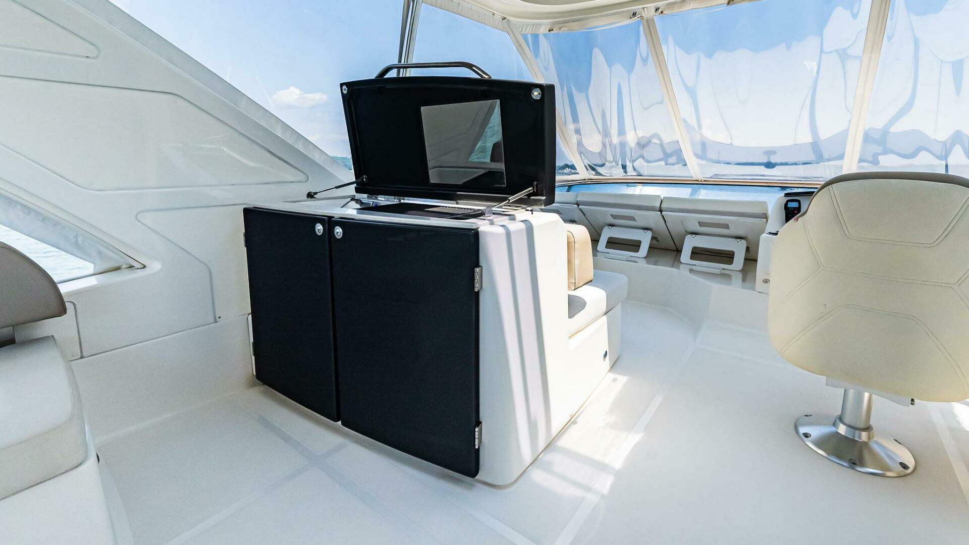 2017 Absolute 50 Fly - Image 18
