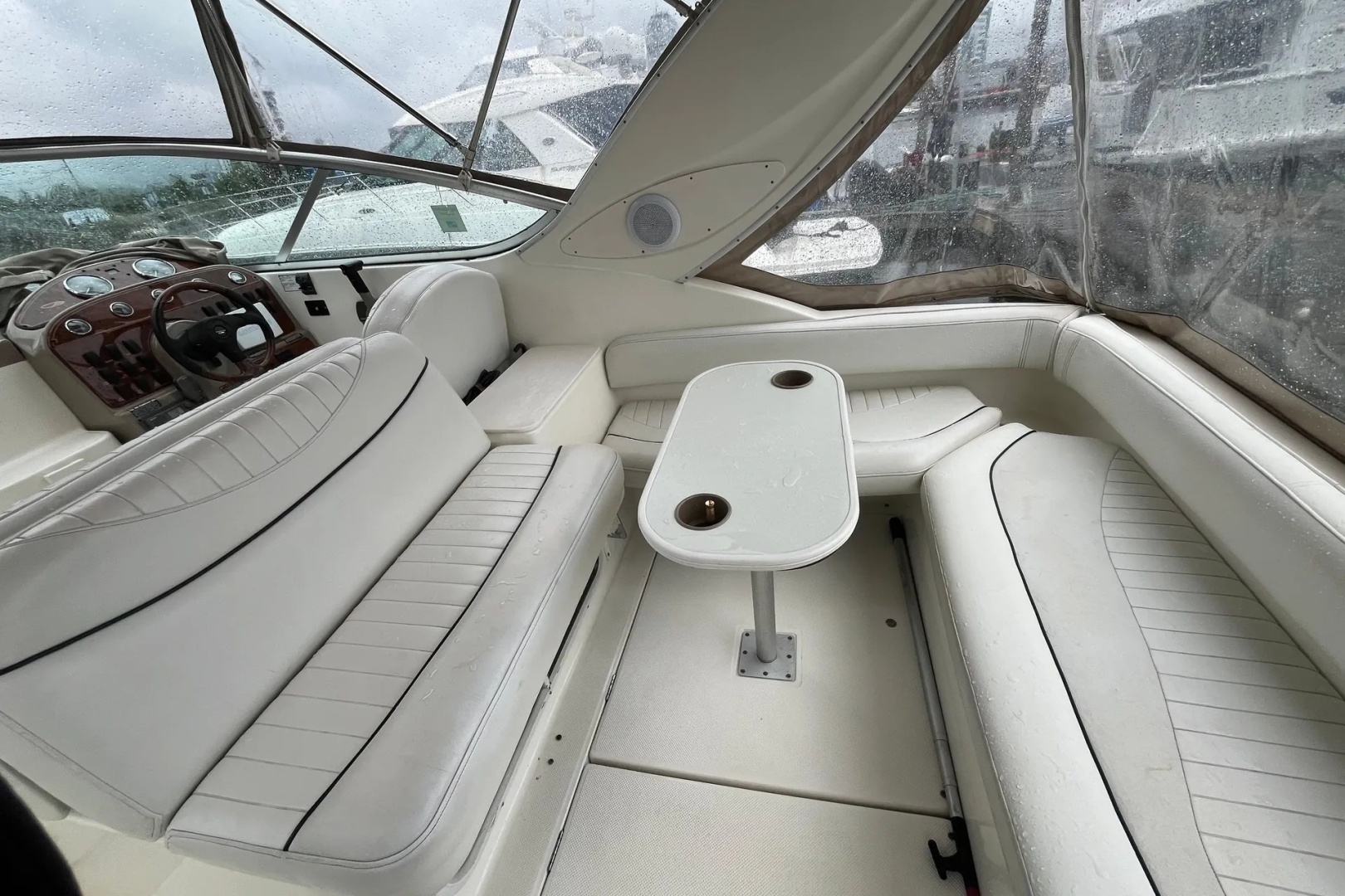 2003 Maxum 2900 SCR - Image 5