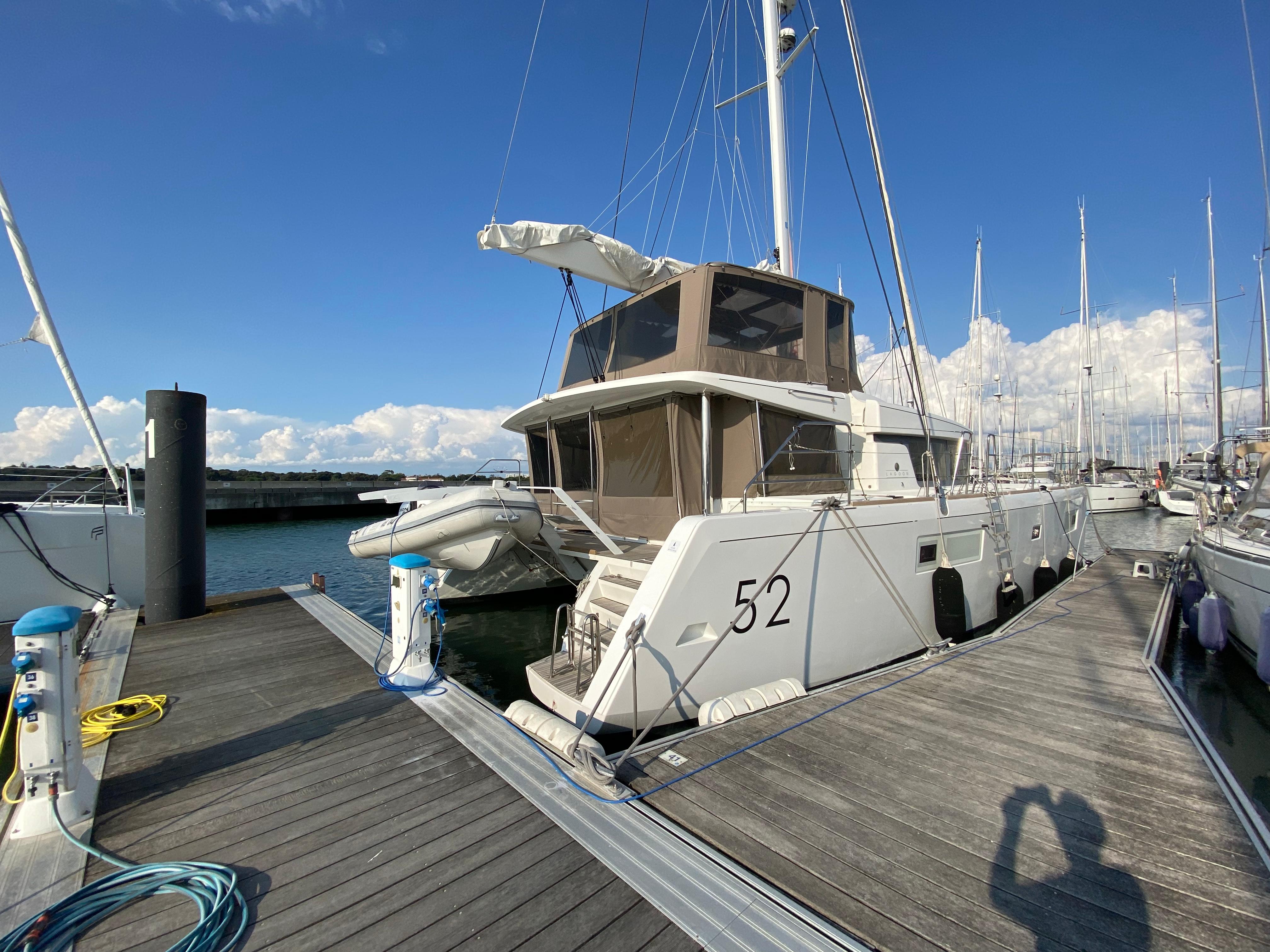 2013 Lagoon 52