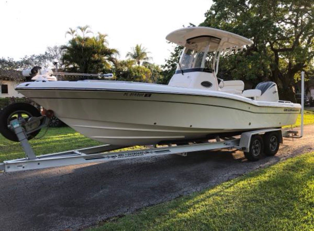 2022 Grady-White 251 Coastal Explorer - 2