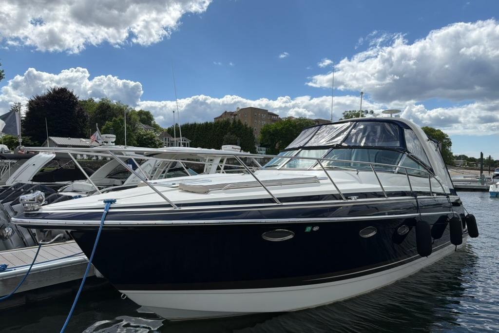 2015 Formula 31 Performance Cruiser
