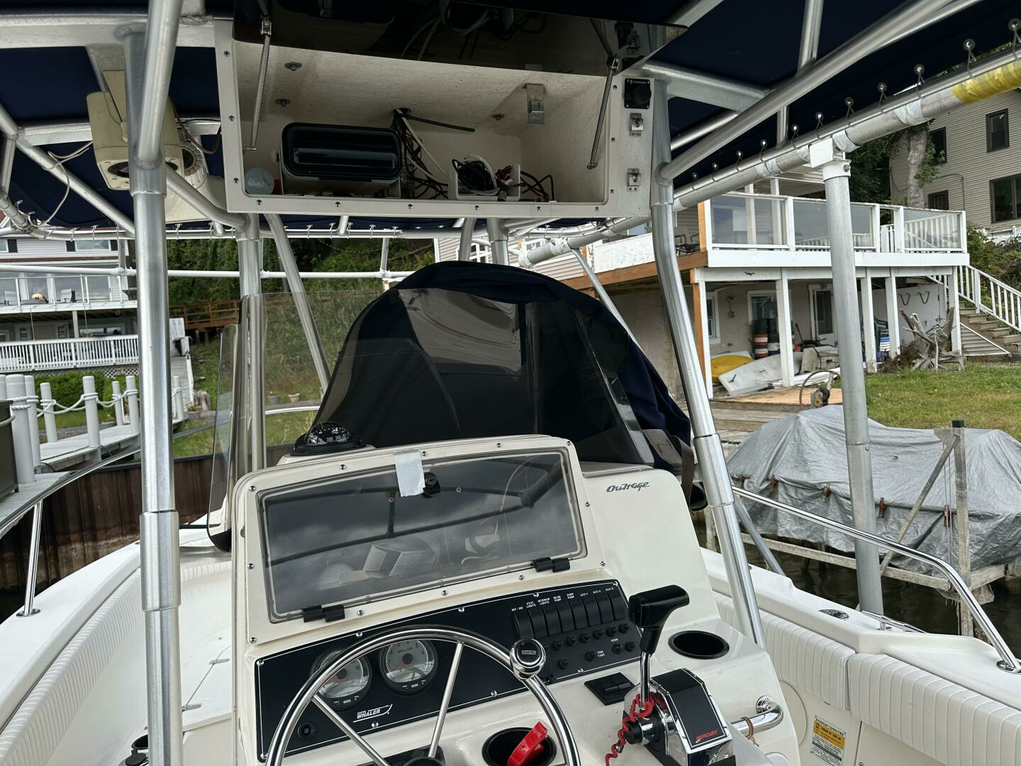 2000 Boston Whaler — - Image 13