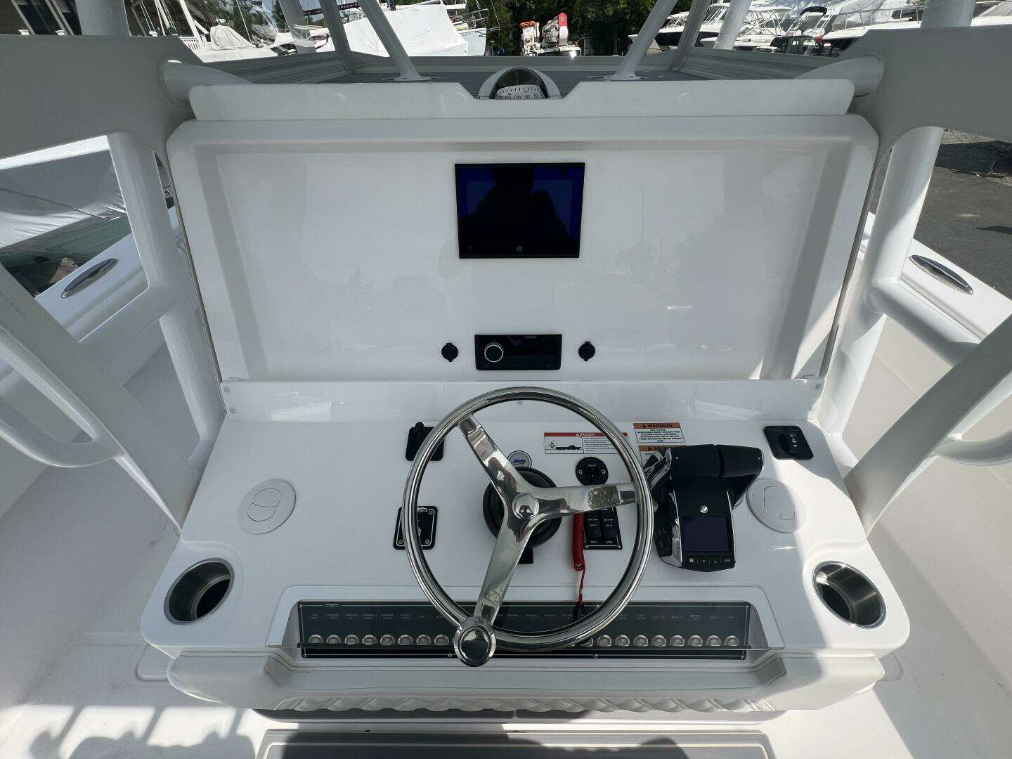 2026 Invincible 39 Open Fisherman - Image 14