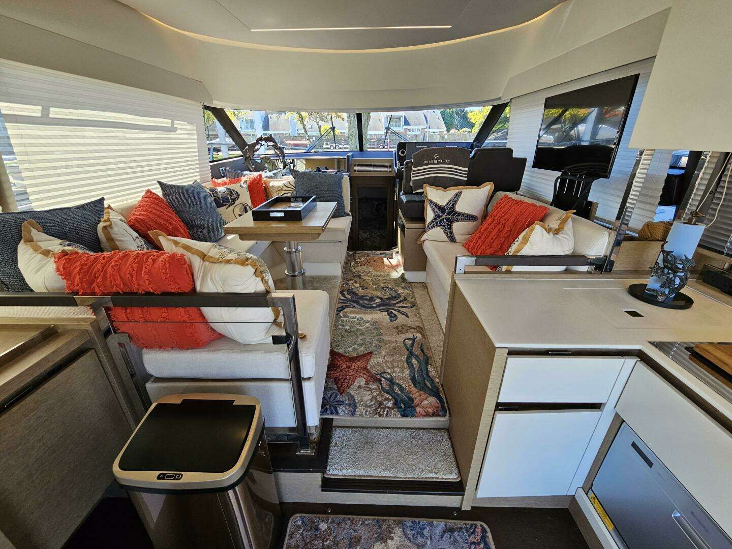 2018 Prestige 460 Fly - Image 6