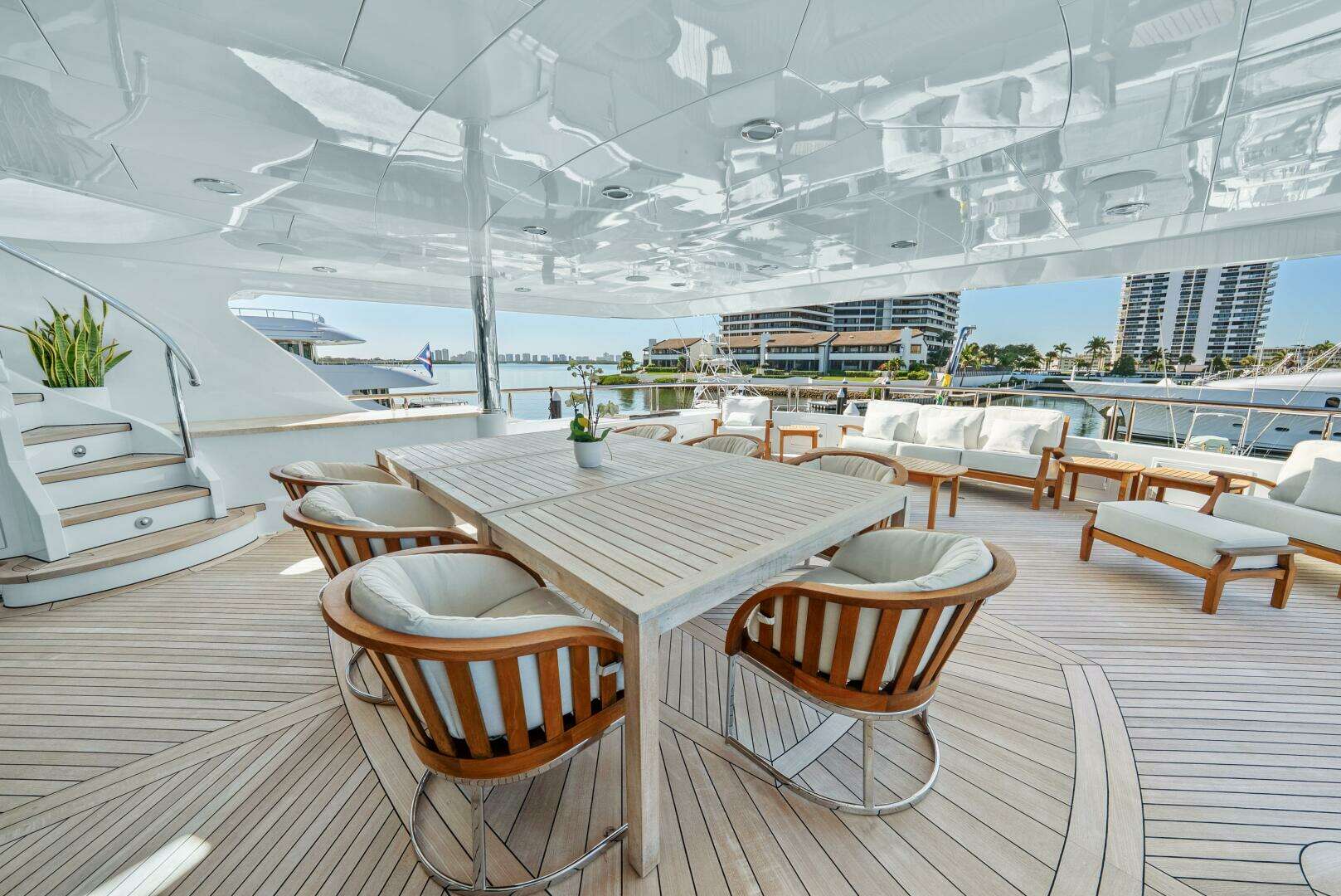 2005 Trinity Yachts Tri-Deck - Image 44