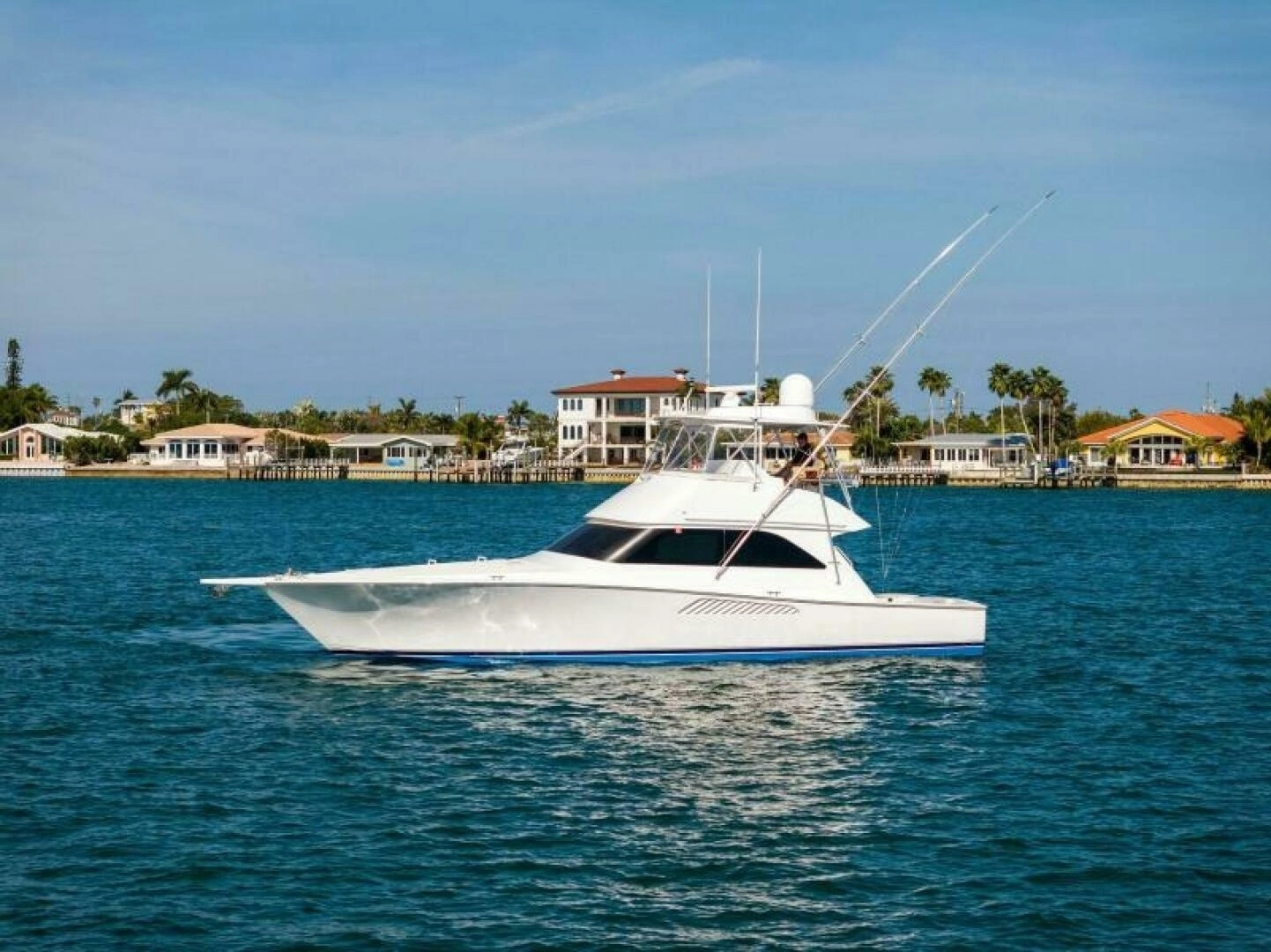 2003 Viking 48 Convertible - Image 64