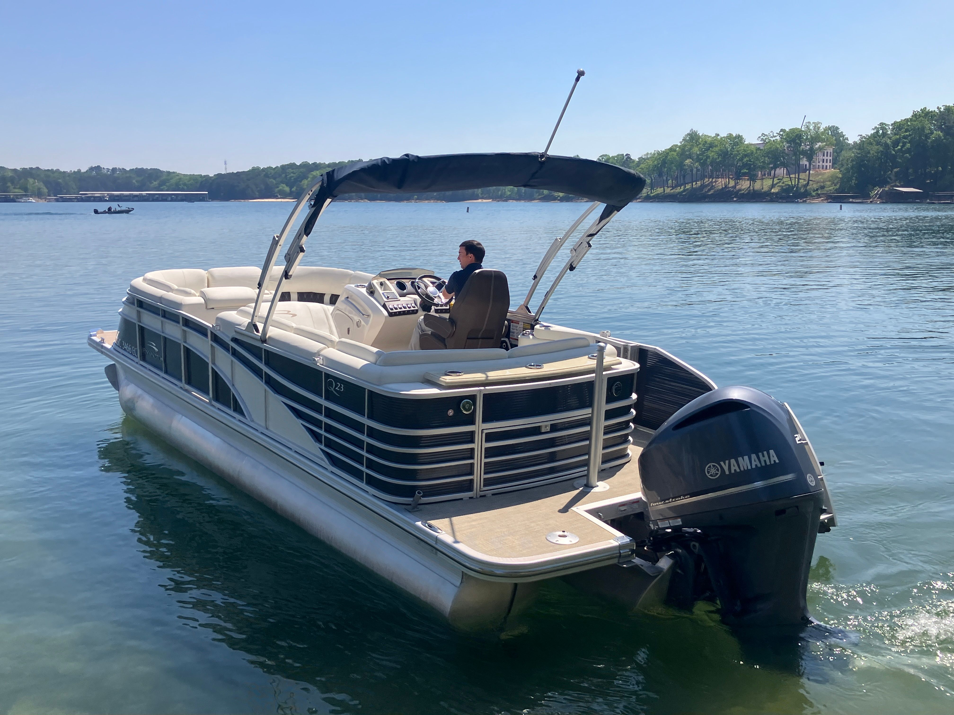 2019 Bennington 23 QLC - 8