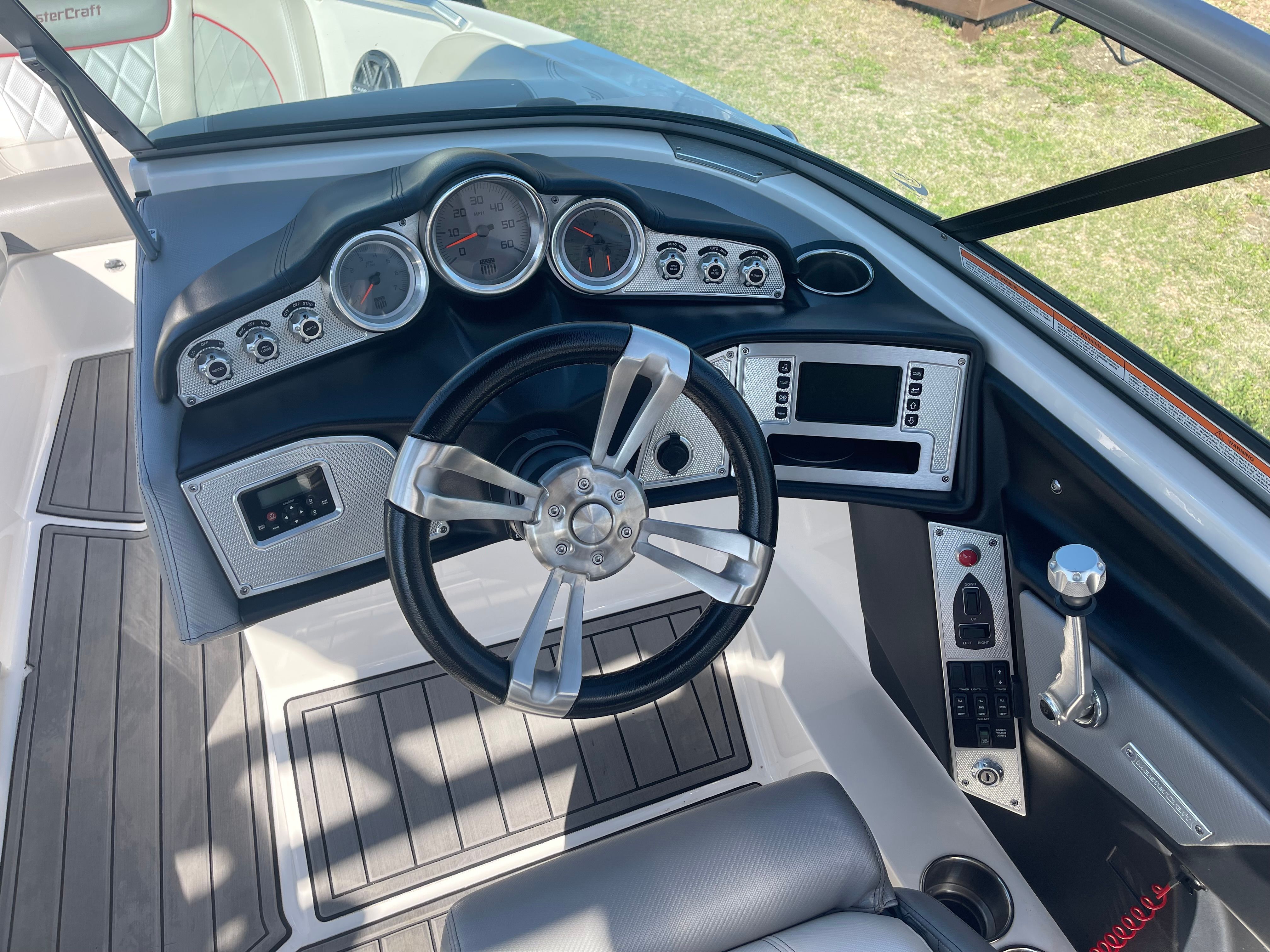 2013 MasterCraft X-30 - 14