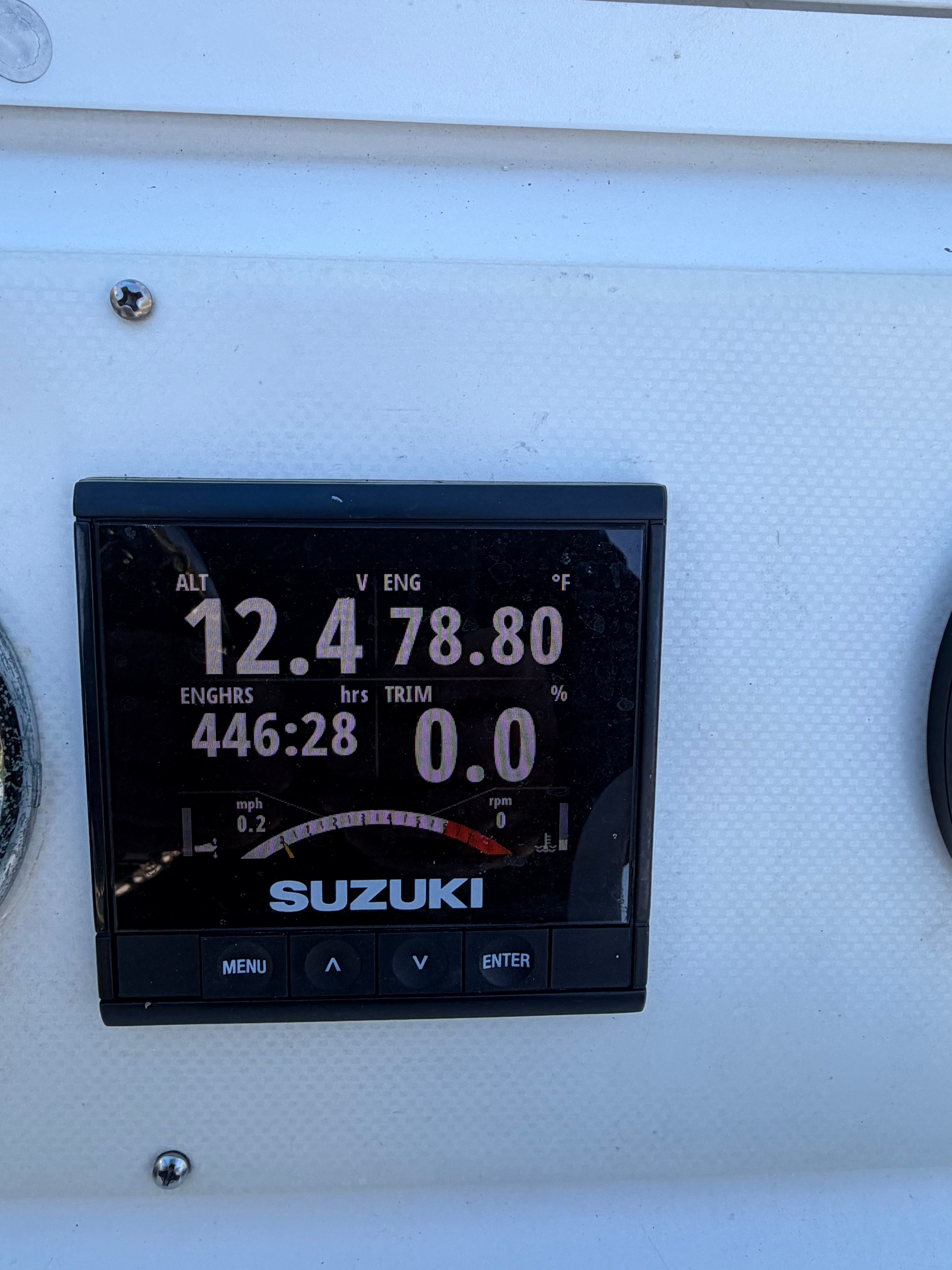 2018 Dusky 252 - 7