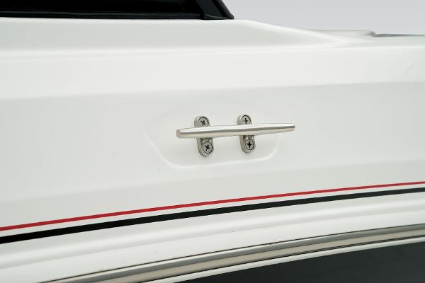 2025 Tahoe 200 S - 35