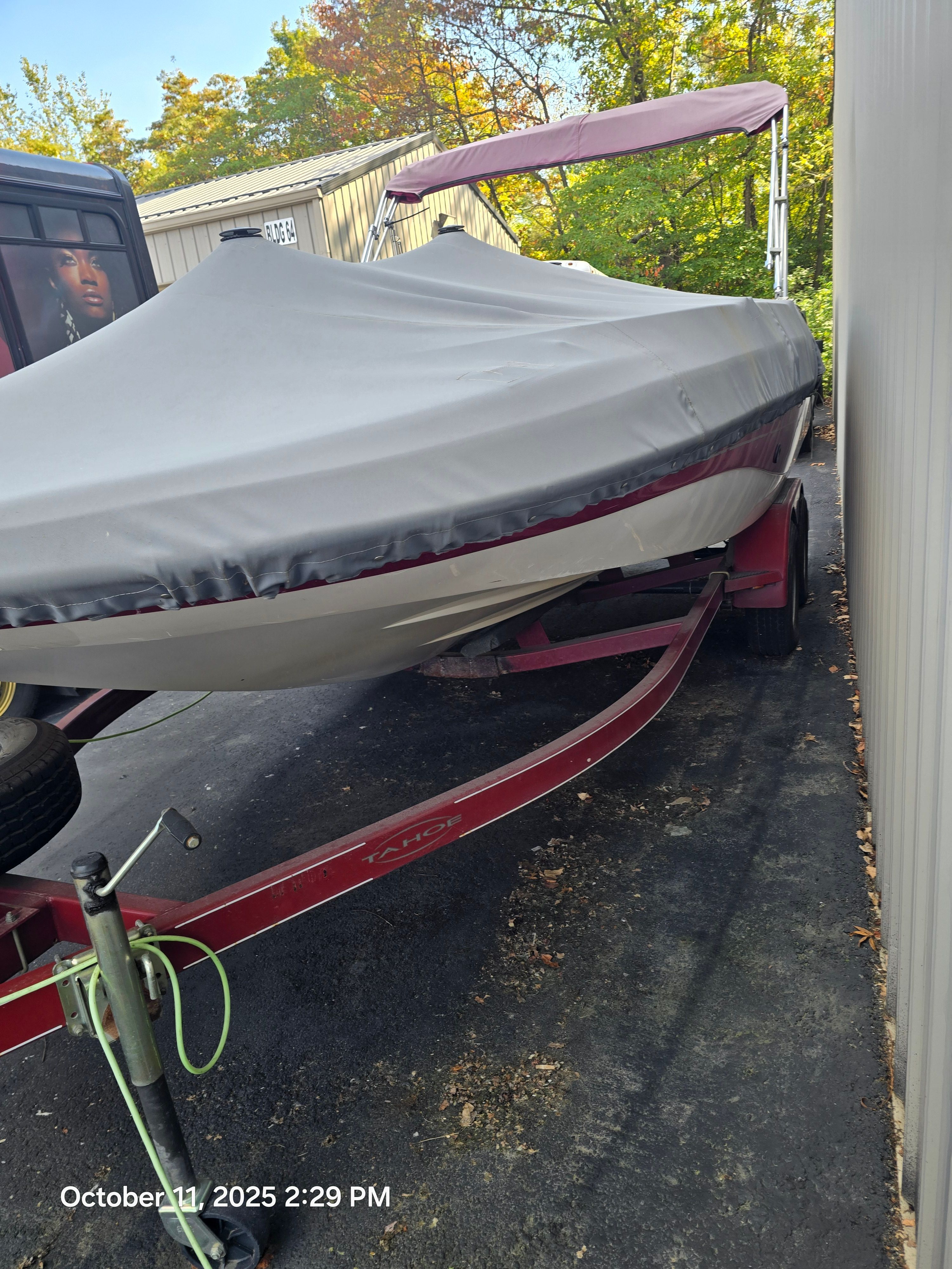 2001 Tracker 202 tahoe deck boat - 8
