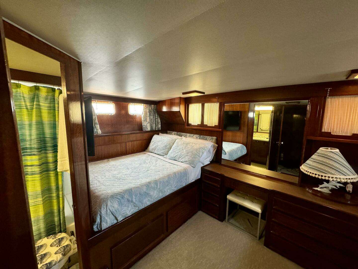 1975 Hatteras 58 LRC - Image 39