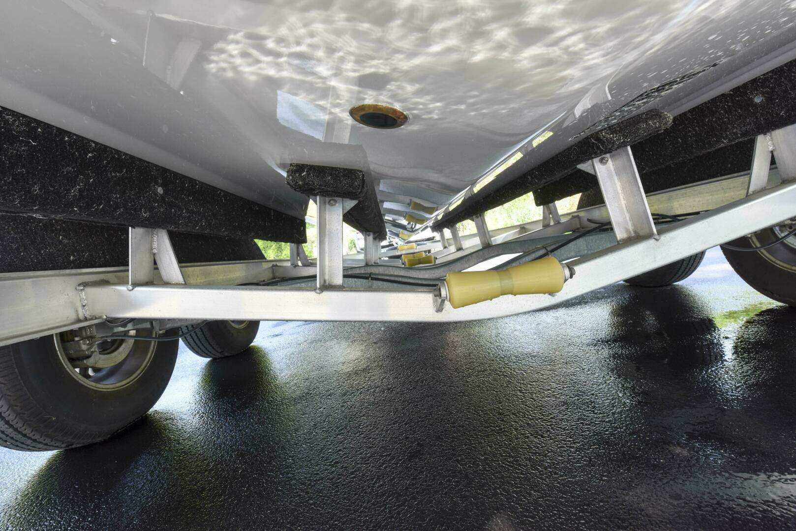 2022 Ranger 2360 - Image 86