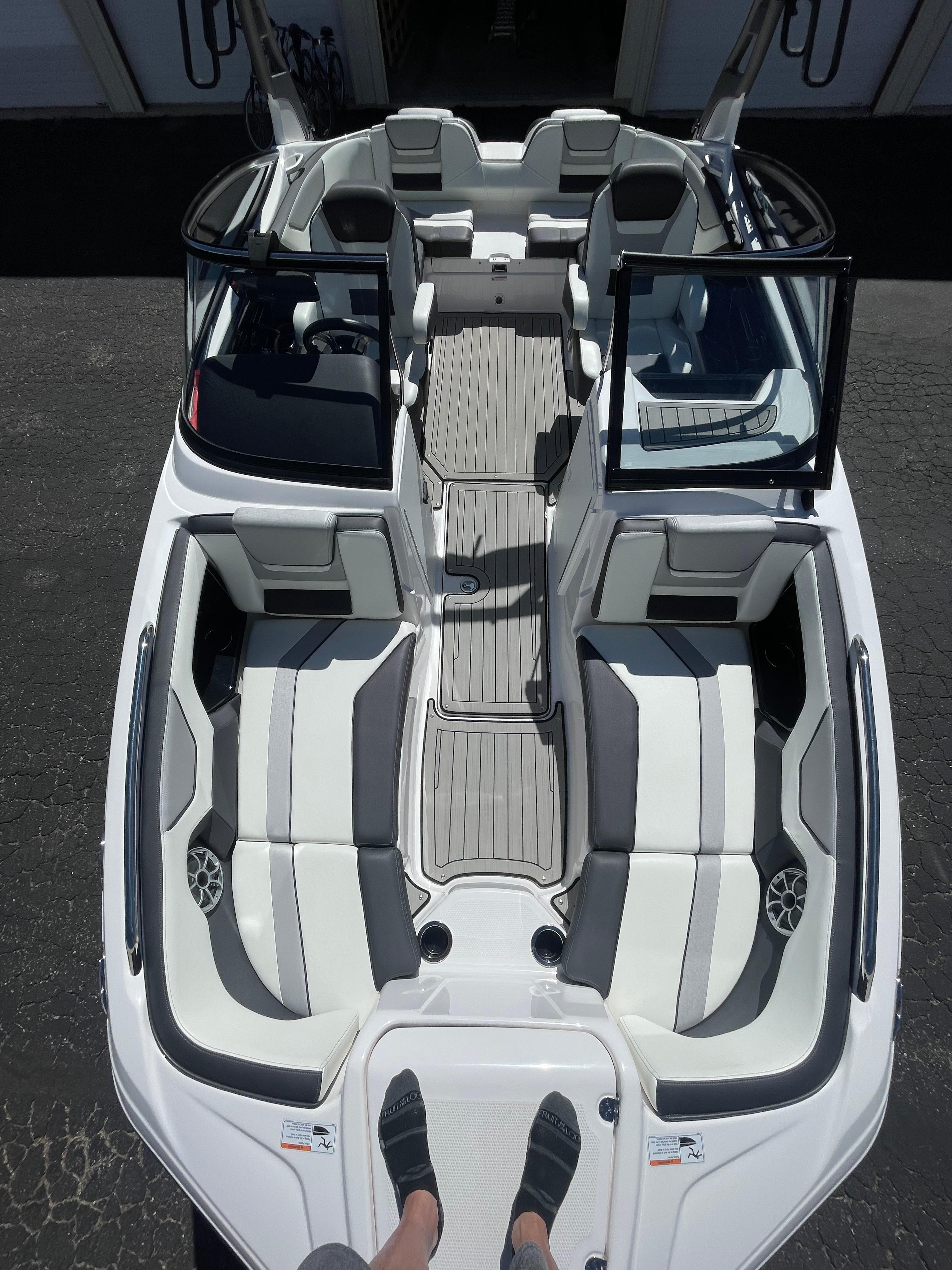 2022 Yamaha Boats 212SD - 5