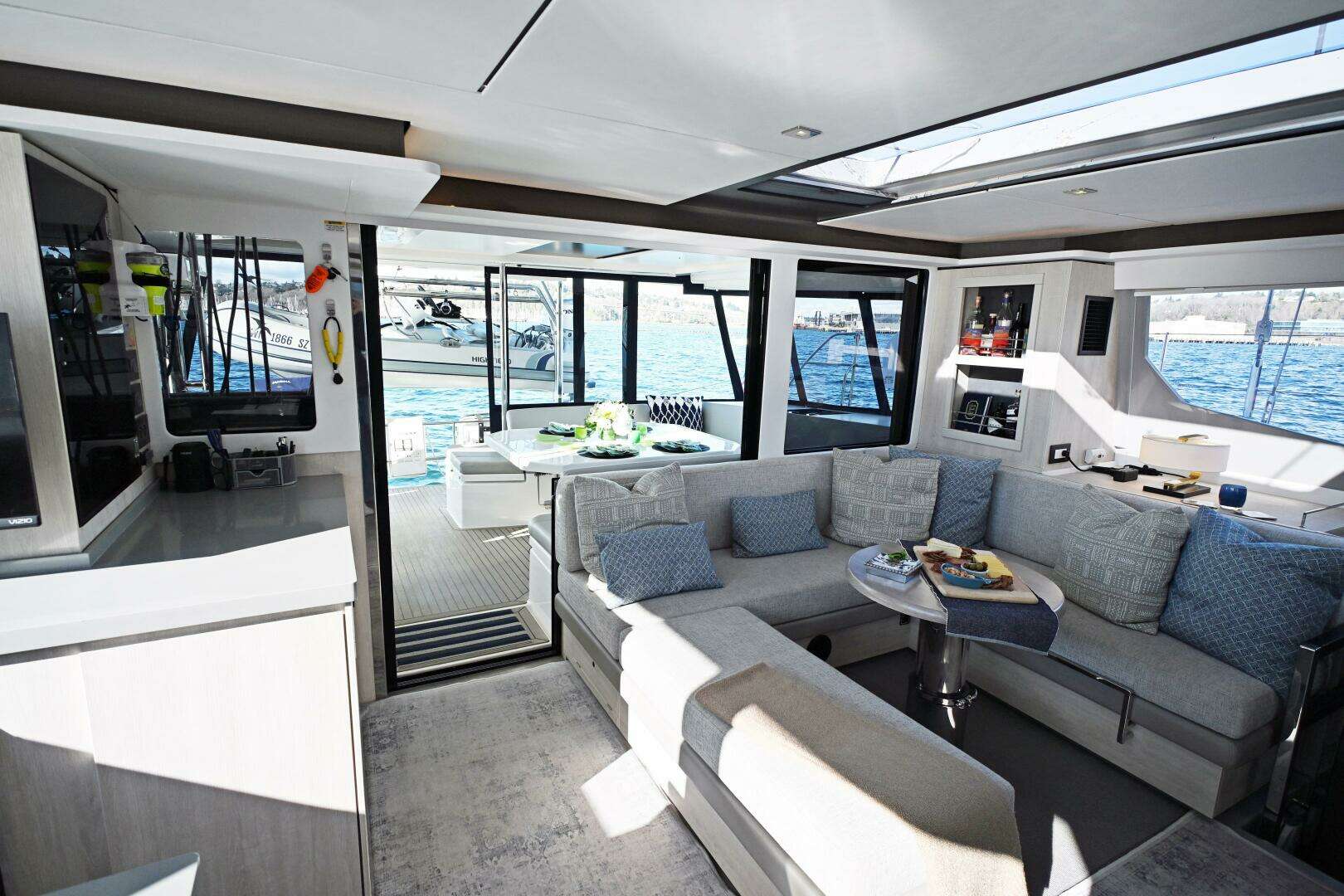 2020 Leopard 45 - Image 9
