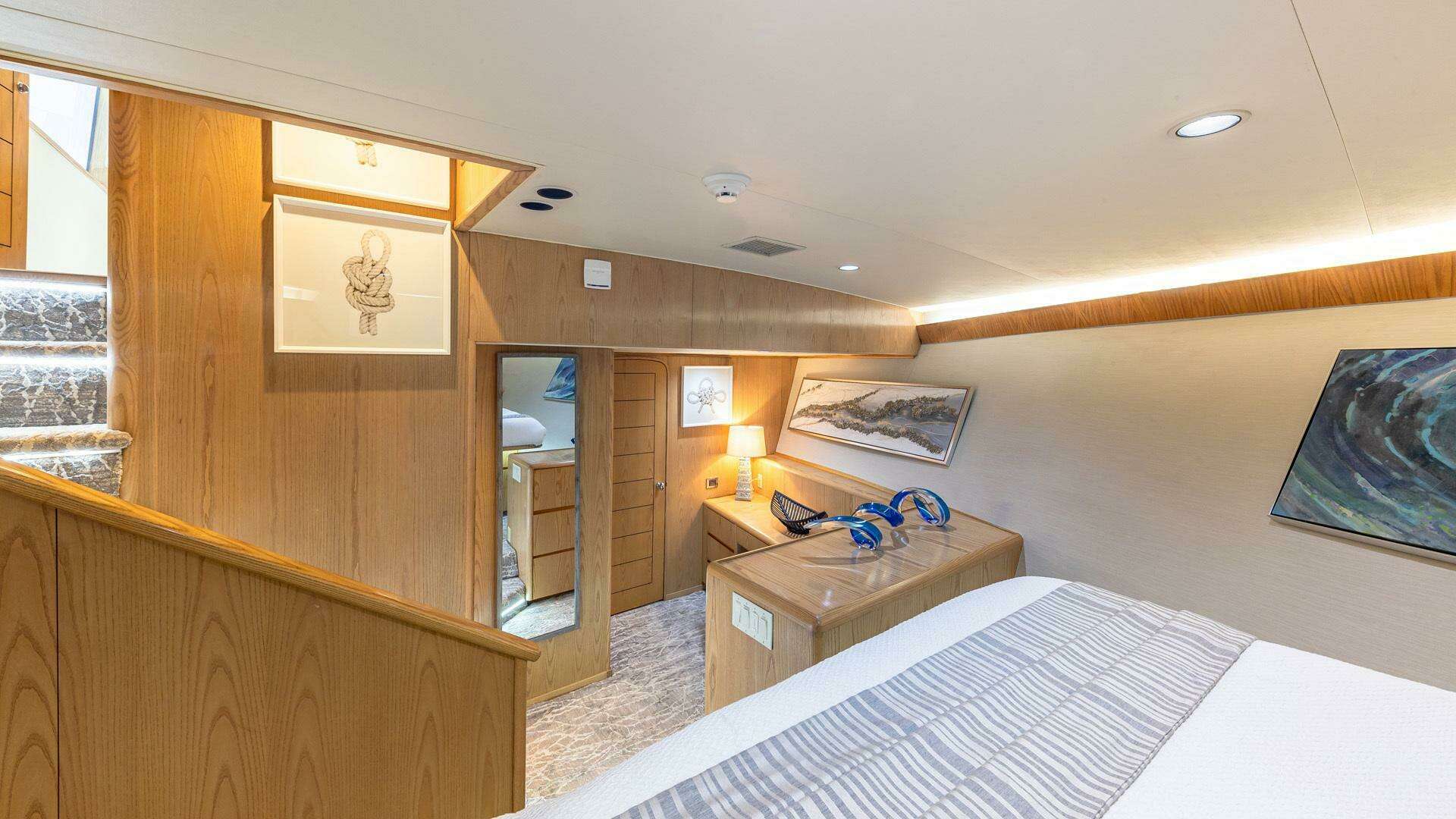 1997 Broward Raised Pilothouse - Image 26