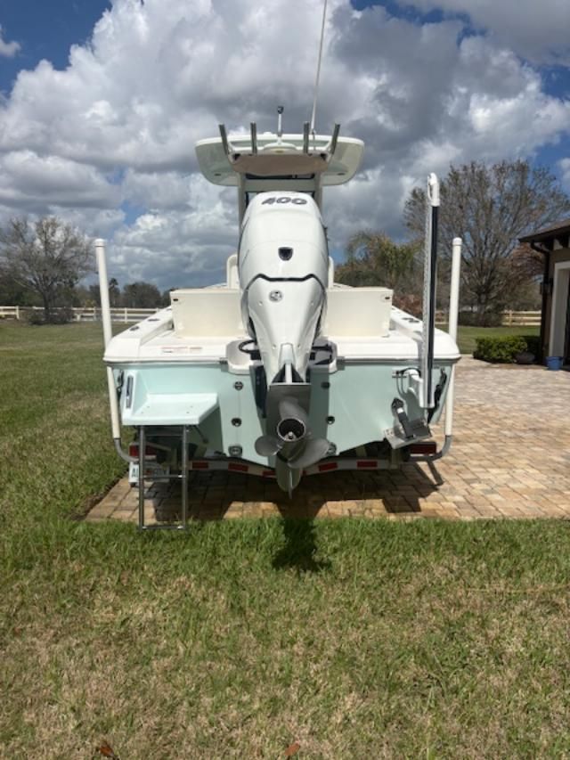 2022 Everglades 253 Center Console - 3