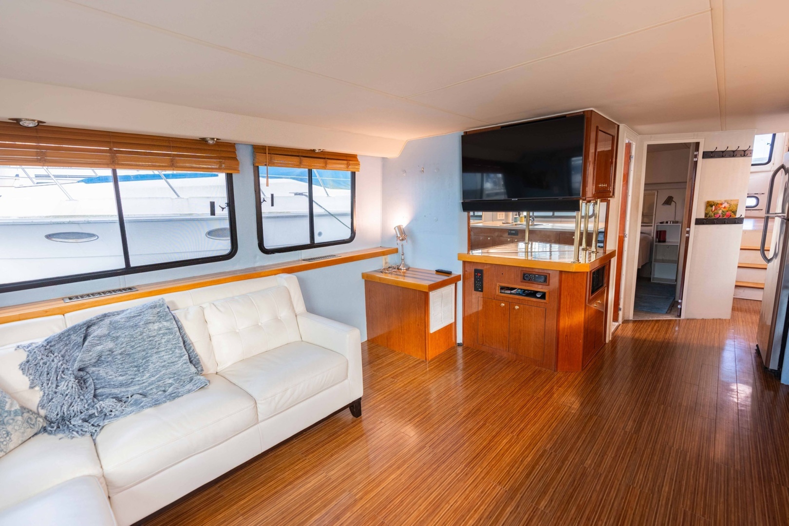 2001 Harbor Master 520 Coastal - Image 26